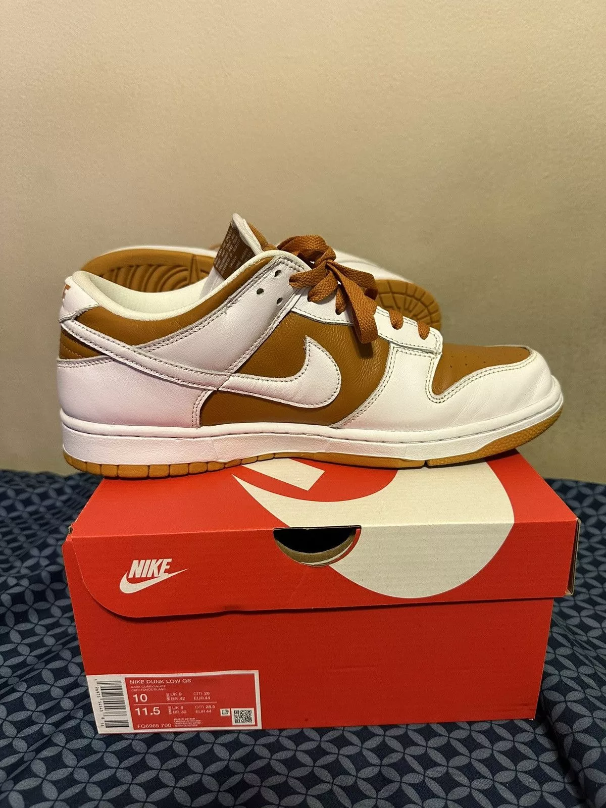 Nike Low Top Sneakers Nike Dunk Low Light Curry Brown