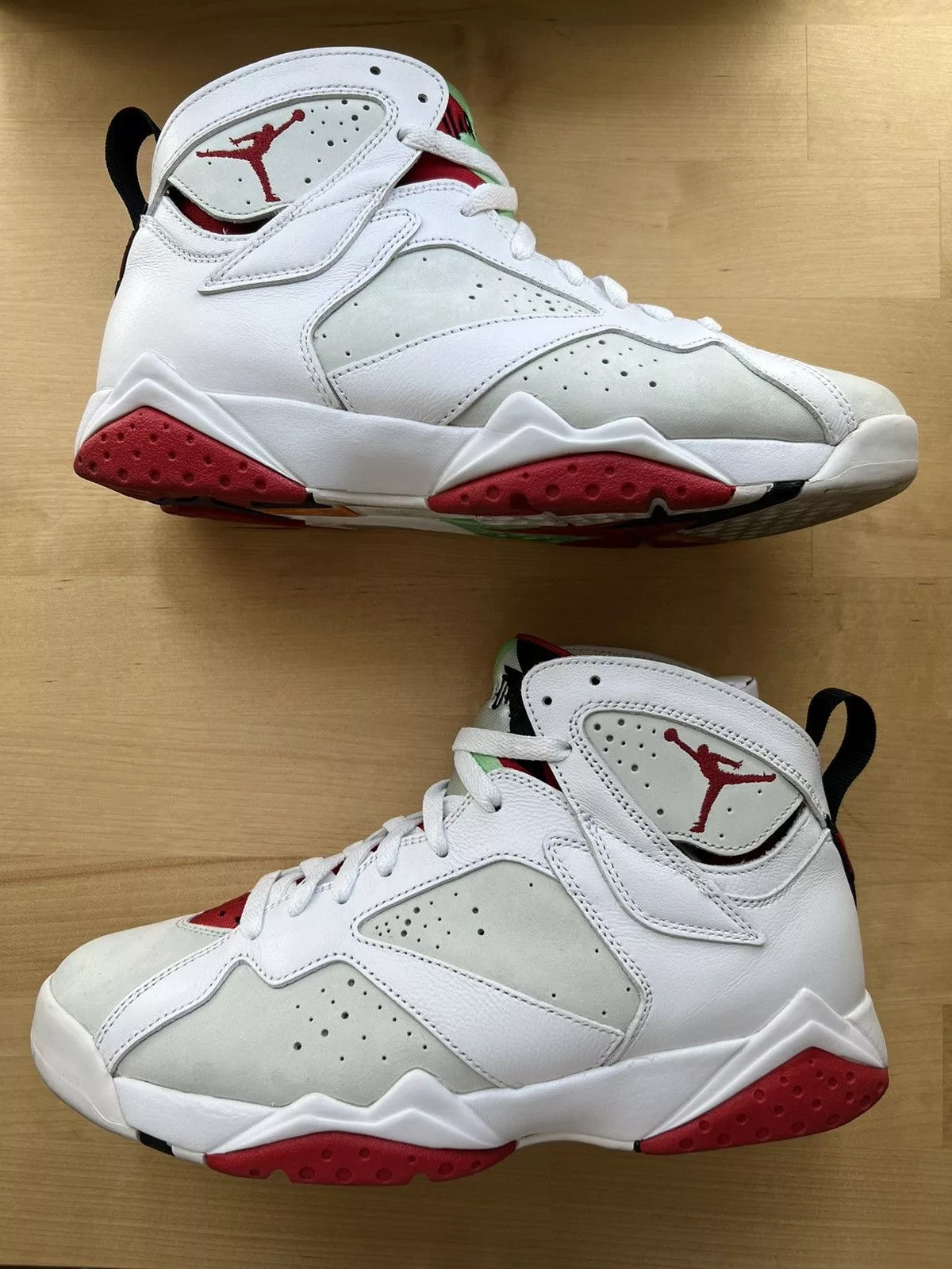 Nike Hi Top Sneakers Nike Hare Jordan White