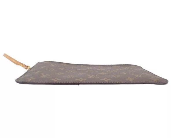 Louis Vuitton Clutches Louis Vuitton Neverfull MM Monogram Canvas Brown Pochette