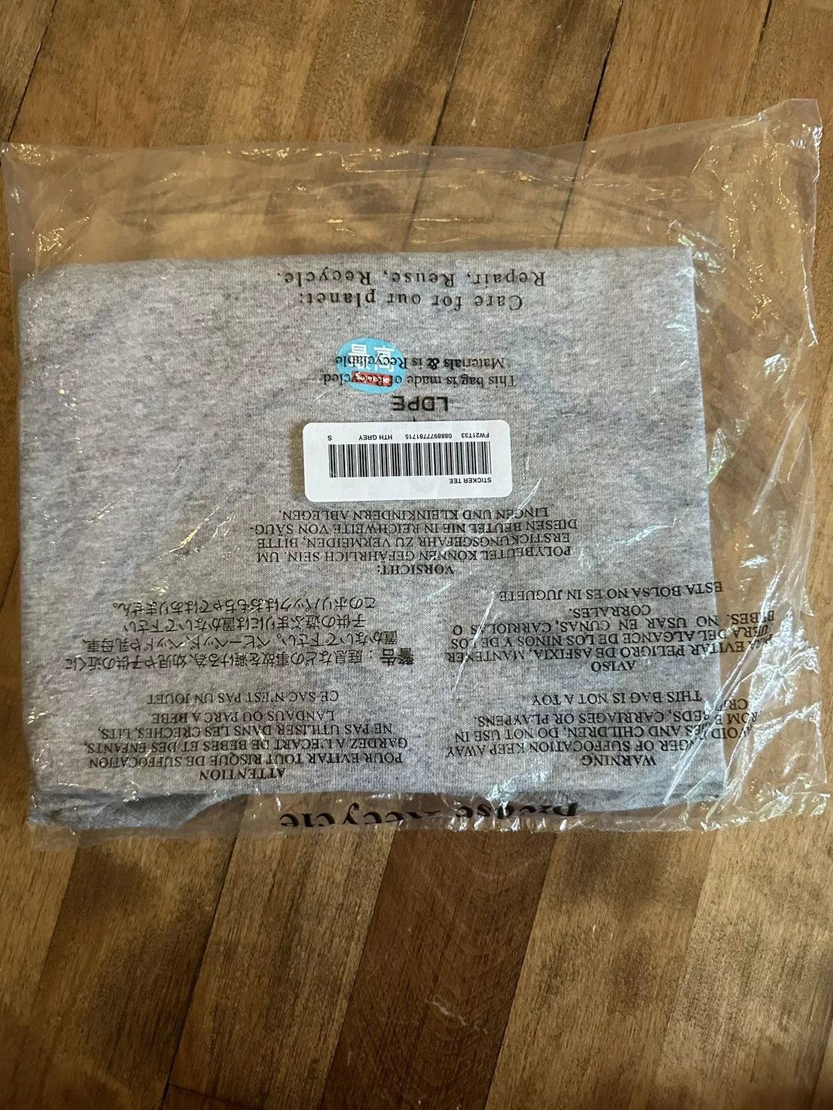 Supreme Short Sleeve T Shirts Supreme Sticker Tee Gray Small