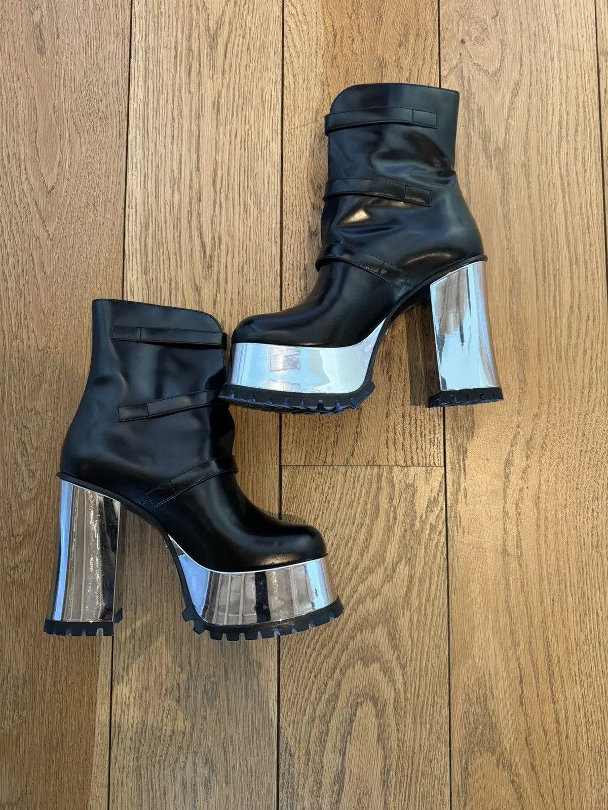 Gucci Boots Gucci Leather Striped Moto Boots Black