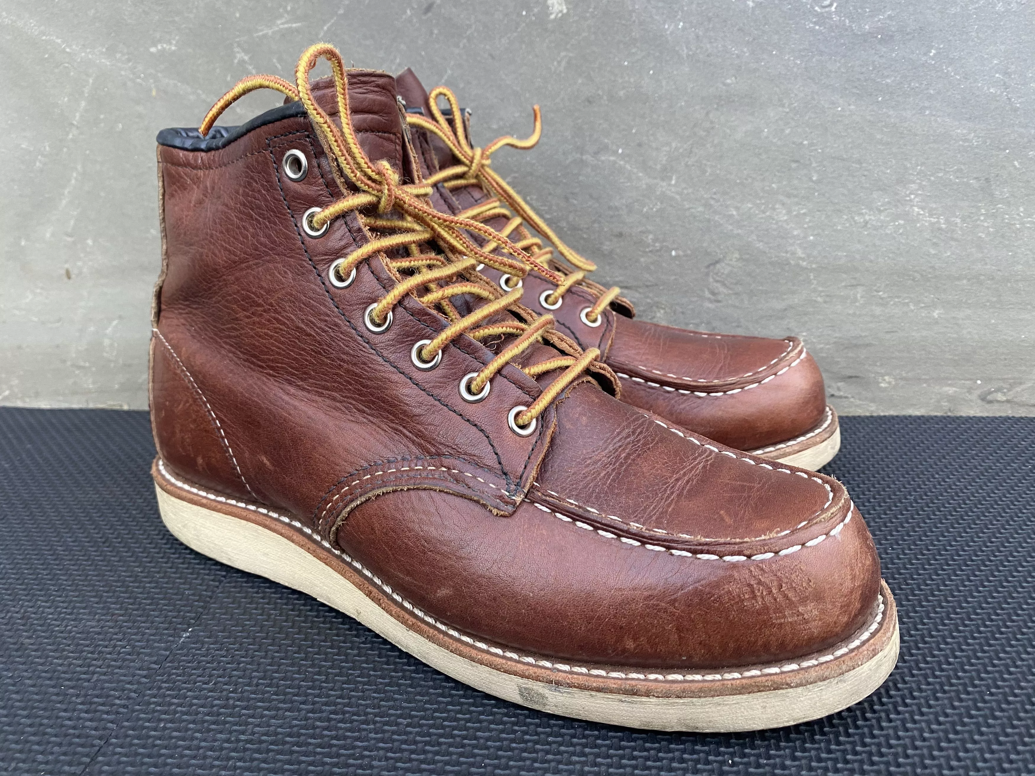 Red Wing Boots Red Wing 8138 6'' Classic Moc Toe Brown Leather Boots