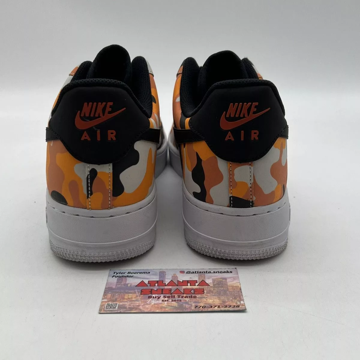 Nike Low Top Sneakers Nike Air force 1 07 orange camo