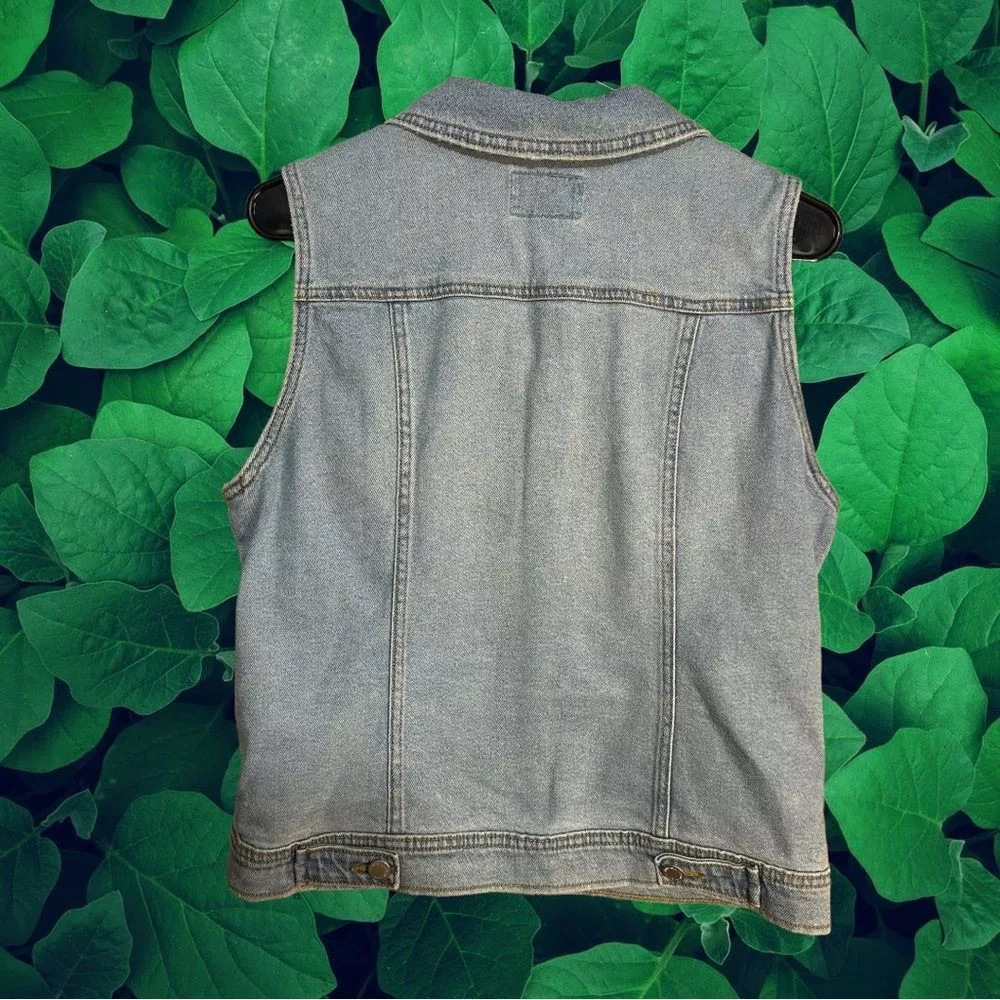 Other Vests Other Universal Thread Light Wash Denim Button Front Vest Medium Blue