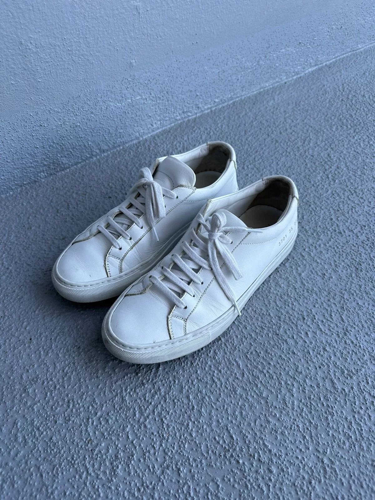 Common Projects Low Top Sneakers WOMAN BY COMMON PROJECTS EU35 White