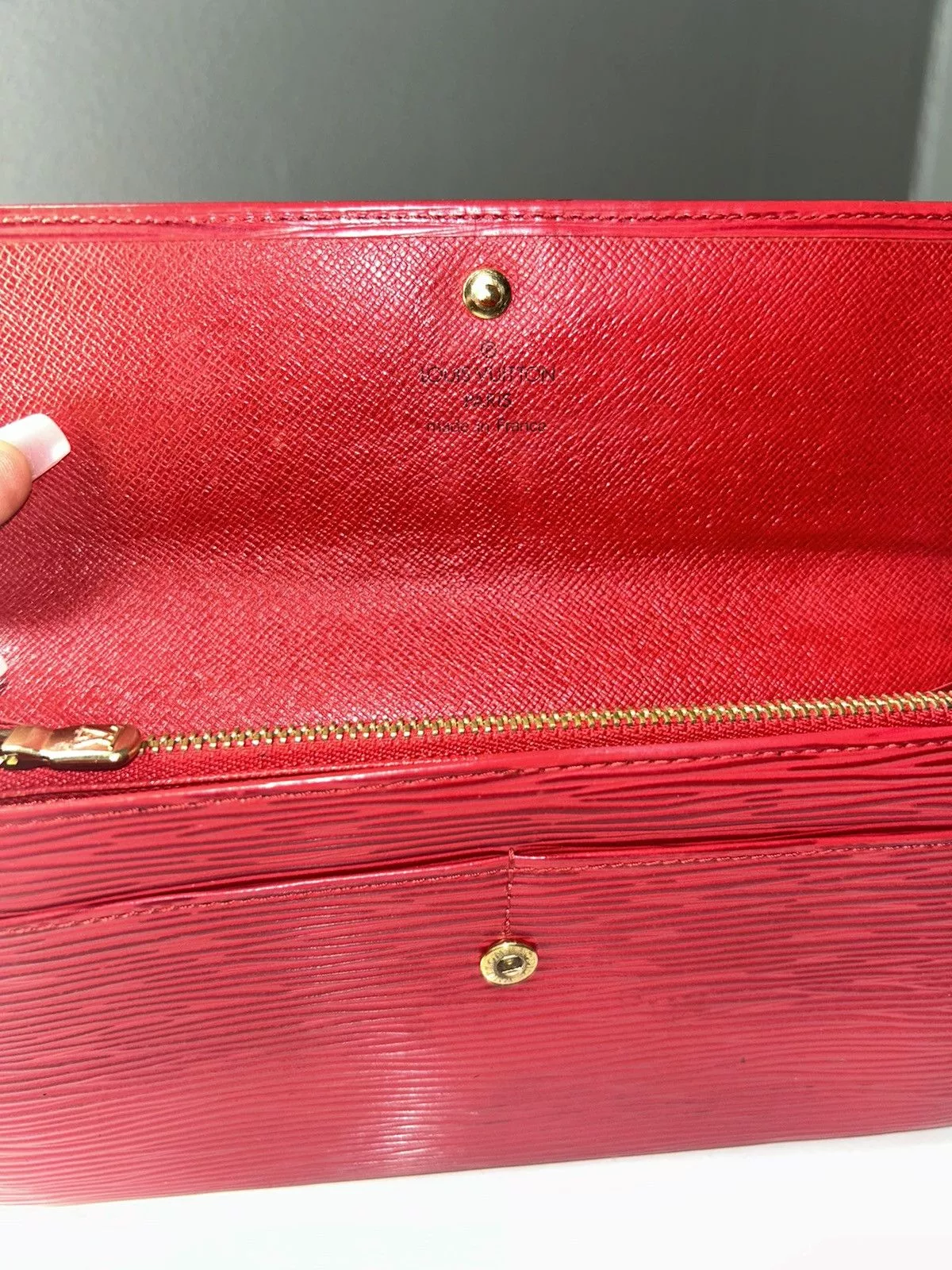 Louis Vuitton Wallets Louis Vuitton Red Epi Sarah Wallet SR1010