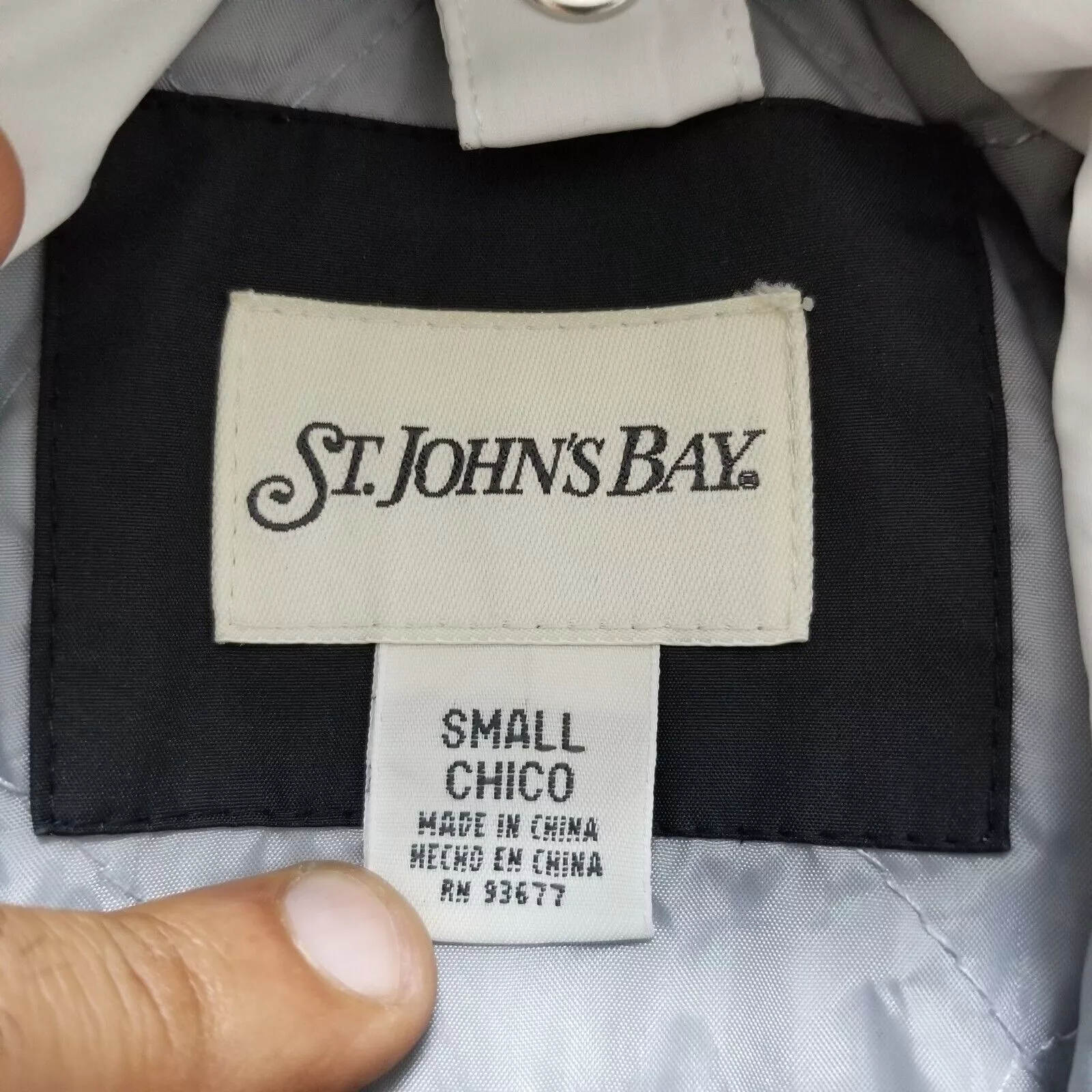 St. Johns Bay Jackets St. Johns Bay St Johns Bay Womens Jacket Small Pockets Full Zip Hooded White