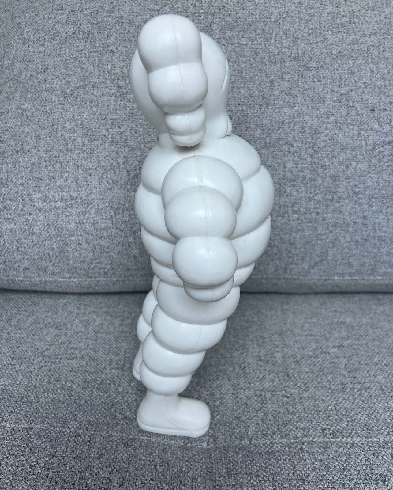 Kaws Miscellaneous Kaws Chum 2002 White