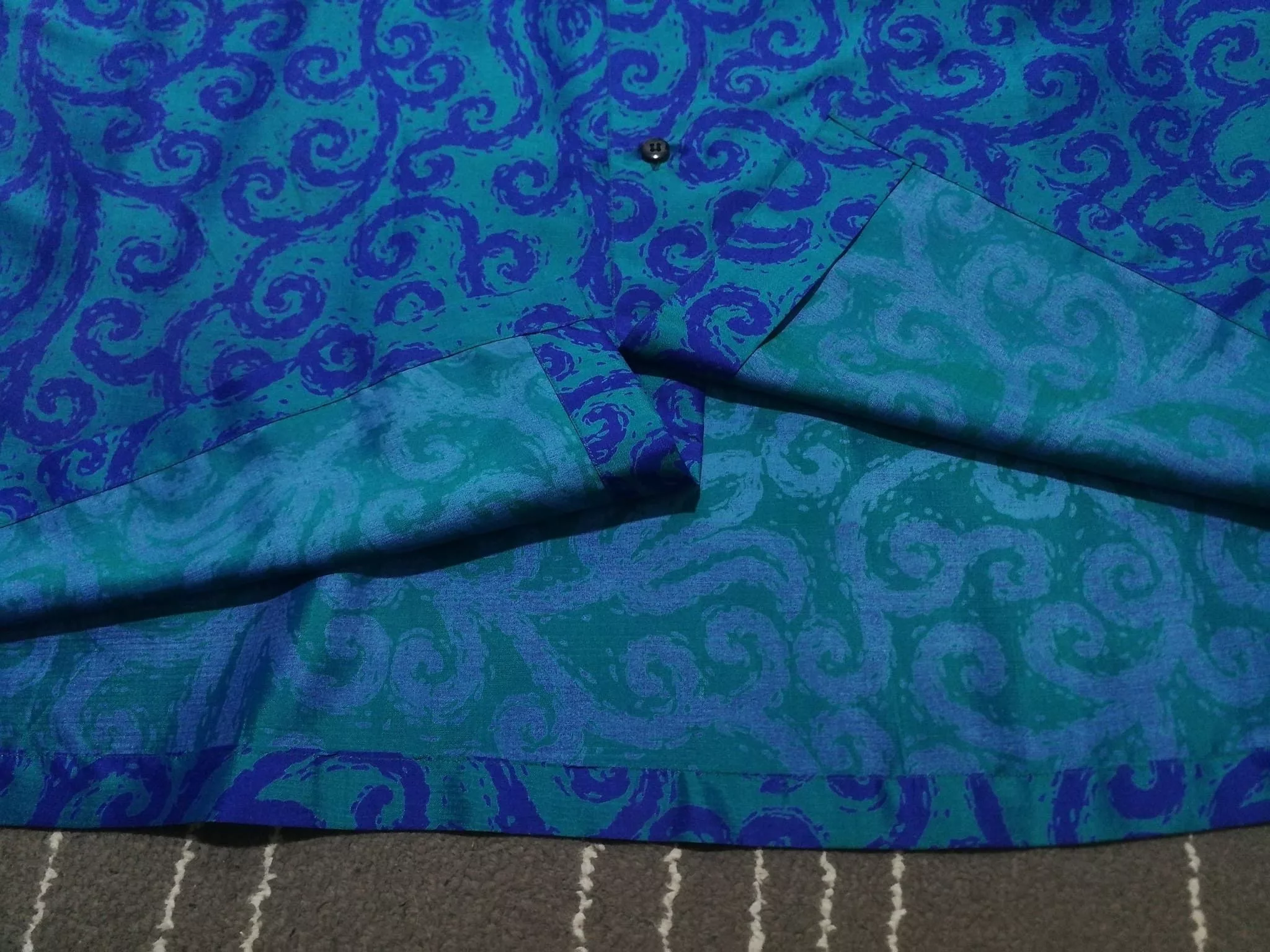 Reyn Spooner Shirts Button Ups RARE Reyn Spooner Thai silk S Multi