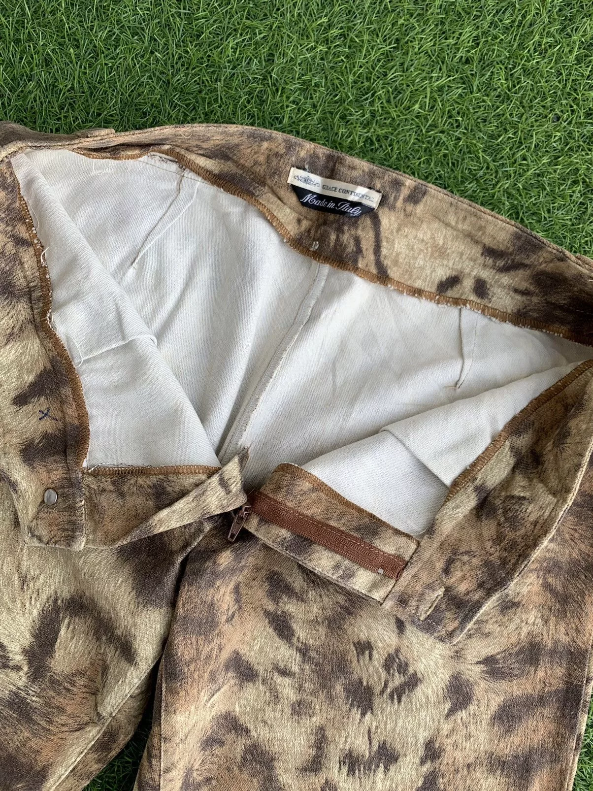 Designer Pants Designer Vintage Grace Continental Leopard Print Flare Brown