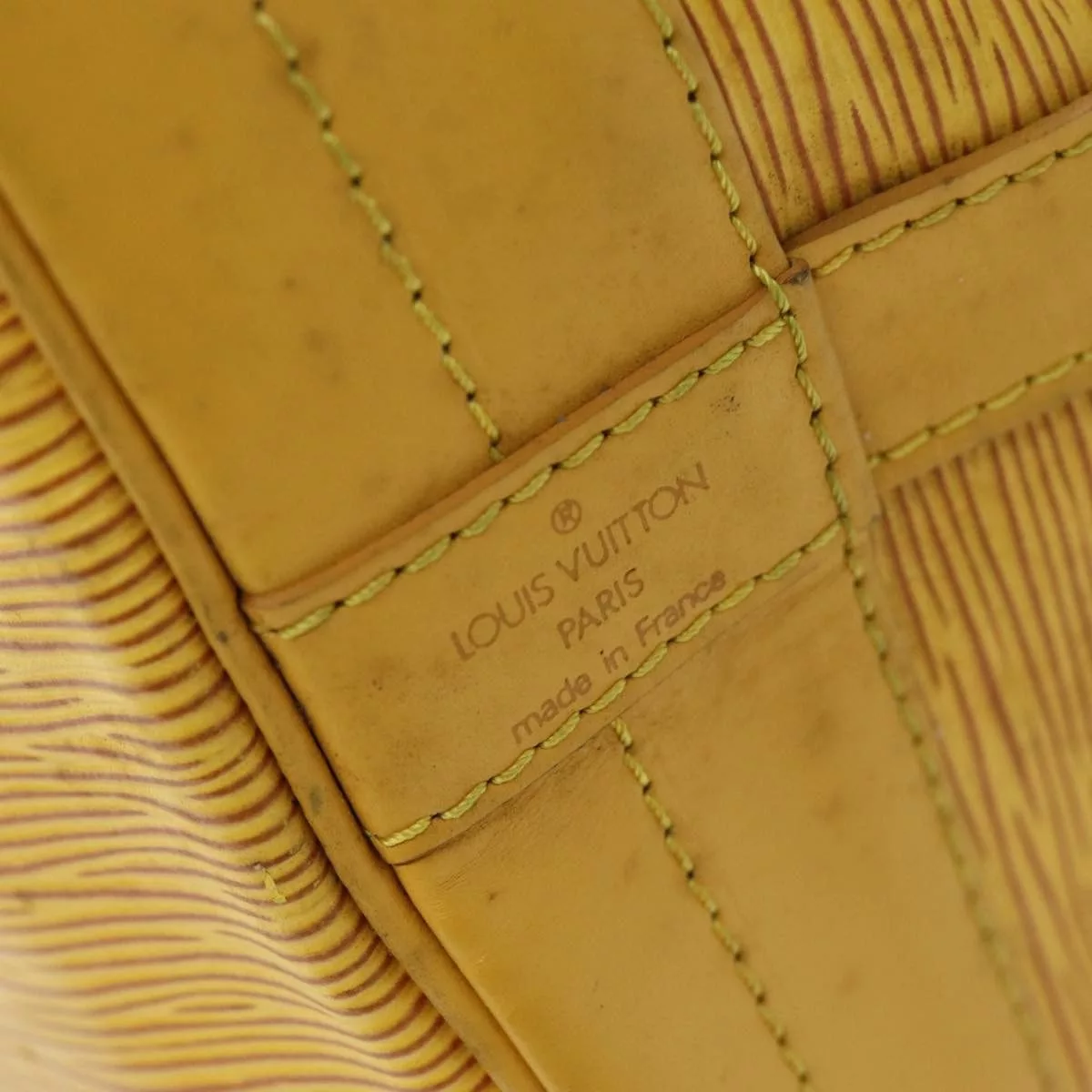 Louis Vuitton Shoulder Bags Louis Vuitton Noé shoulder Yellow