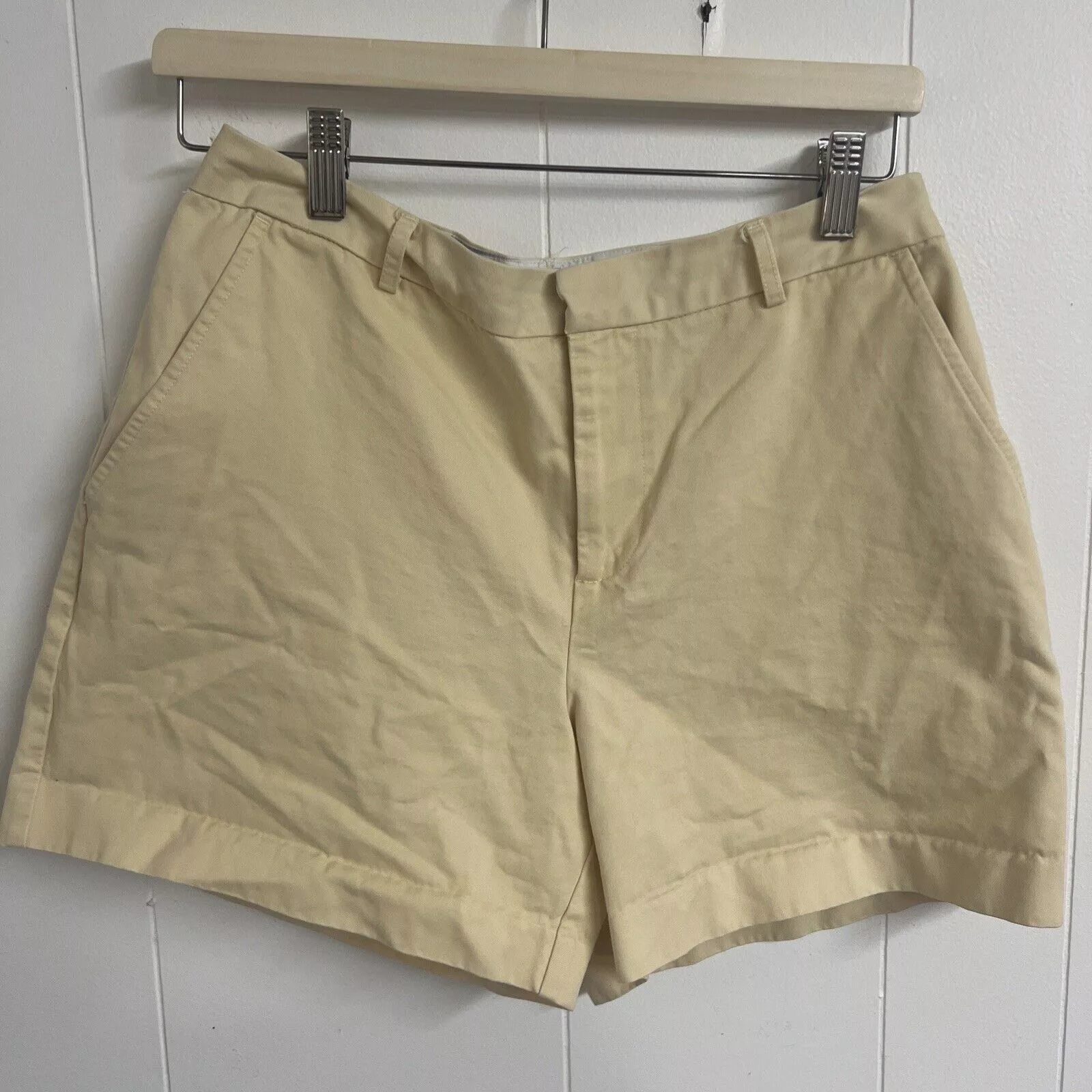 Old Navy Shorts EUC Womens Old Navy Yellow shorts Khaki 8 4.5” Inseam