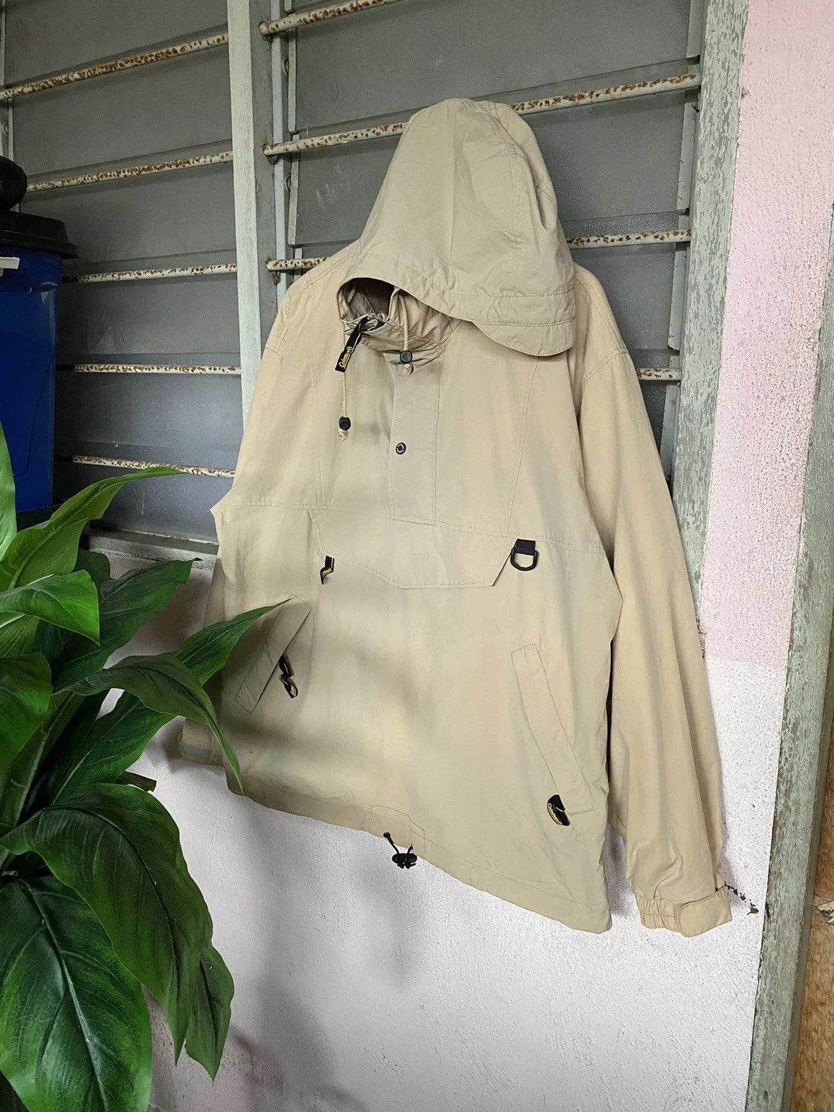 Coleman Light Jackets ⚡️Steals⚡️ Coleman Anorak Shell Jacket White Gorpcore