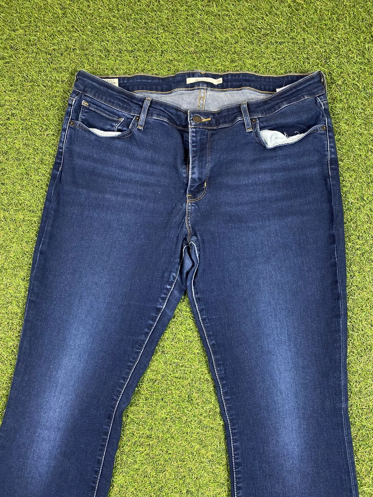 Levi's Jeans Levi's × Vintage Vintage Levi’s 715 bootcut jeans streetwear style size 34x32 Blue