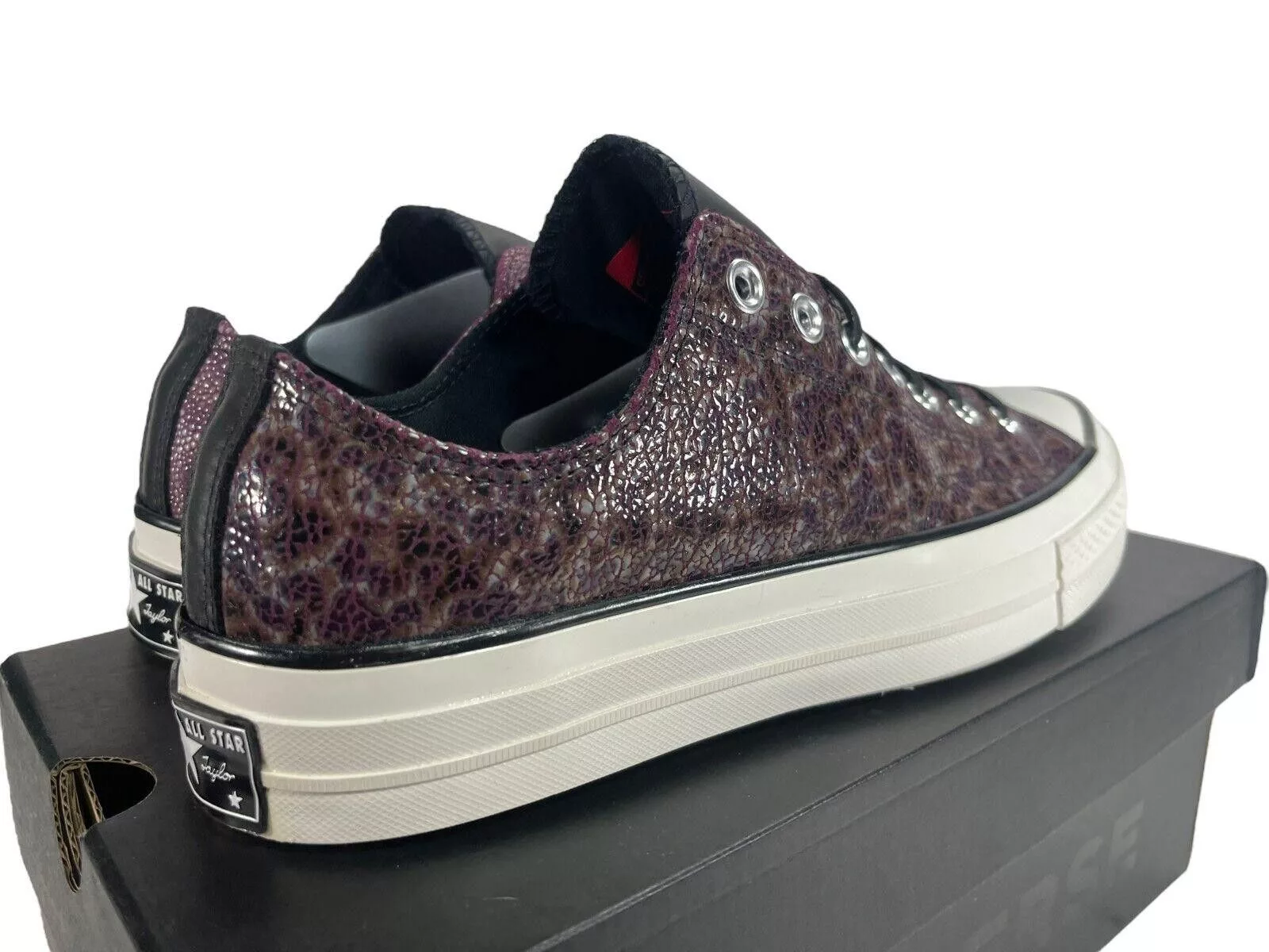 Converse Low Top Sneakers Converse Chuck OX Low Top Stingray Split Leather A01085C 9 Purple