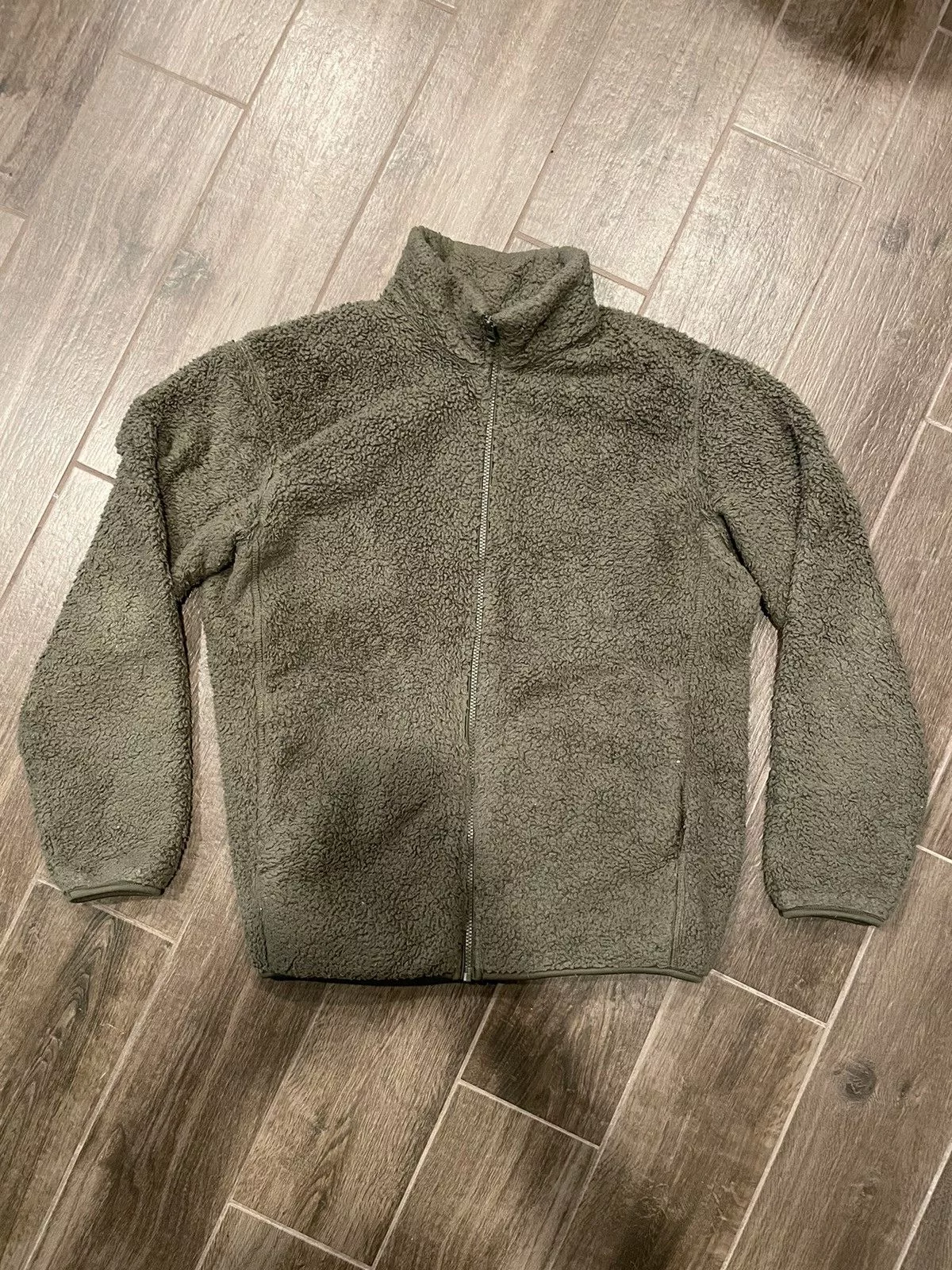 Uniqlo Light Jackets Uniqlo Olive Sherpa Fleece Zip-Up Jacket Size L Green