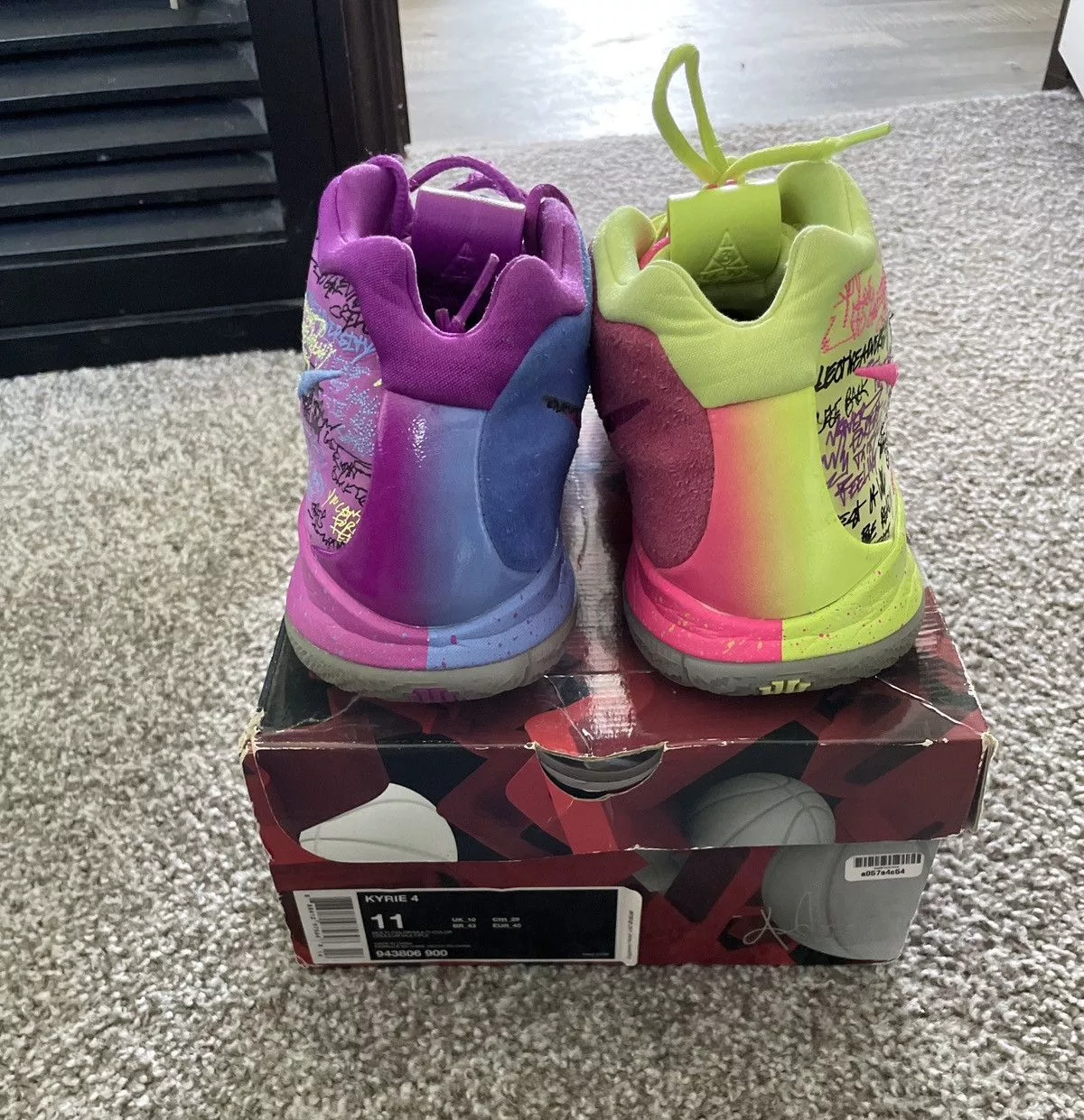 Nike Hi Top Sneakers Nike Kyrie 4 Confetti Multi