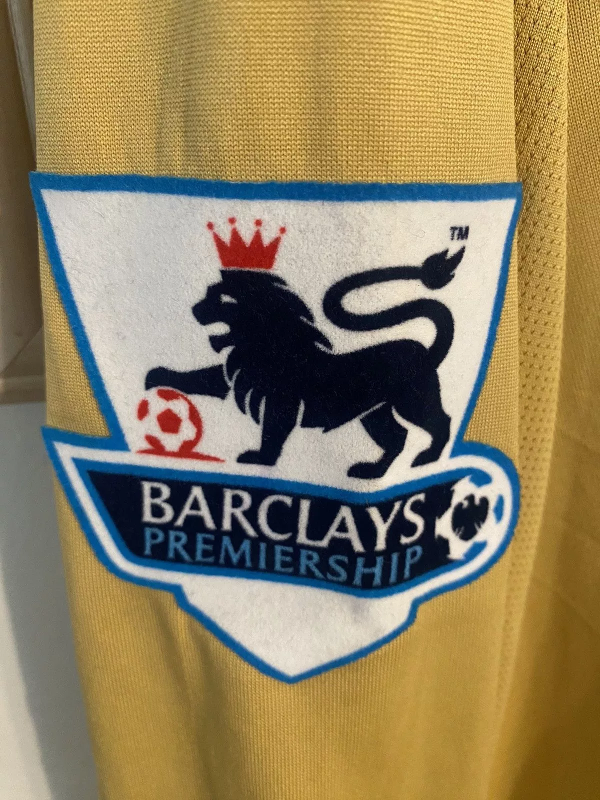 Vintage Jerseys Vintage Everton Signed Jersey Yellow