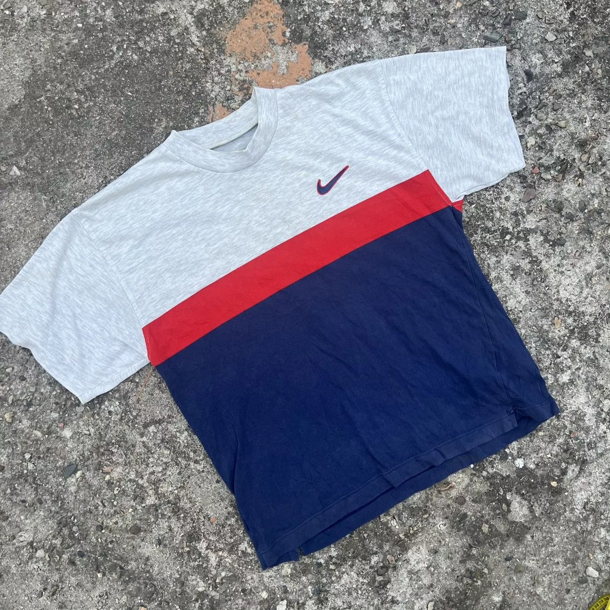 Nike Short Sleeve T Shirts Nike × Vintage Vintage Nike T Shirt Tee Baggy Mini Swoosh 90s Y2K Gray Streetwear