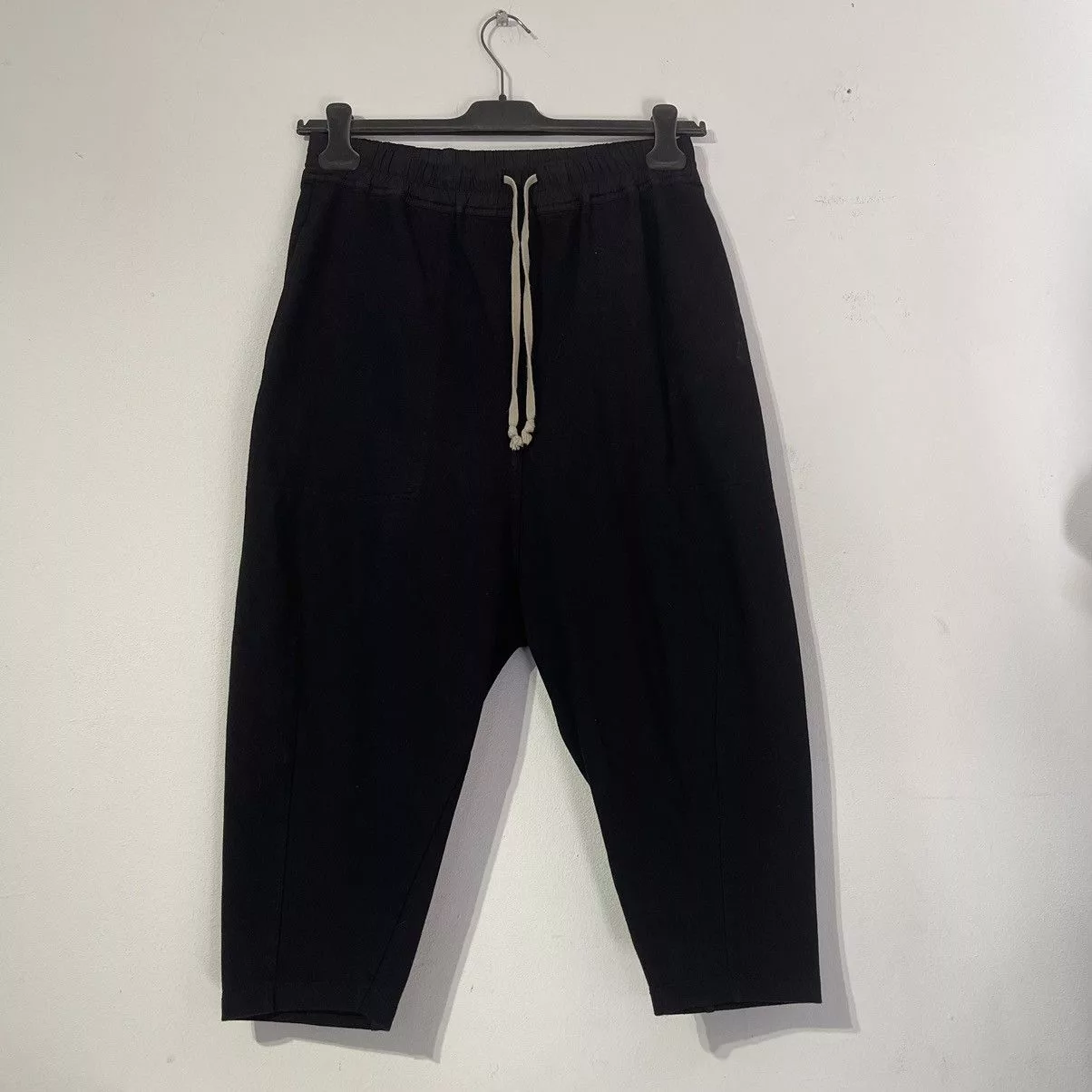 Rick Owens Cropped Pants Rick Owens × Rick Owens Drkshdw Rick Owens Drkshdw 2015 3/4 Drawstrings Dropcrotch Pants Black
