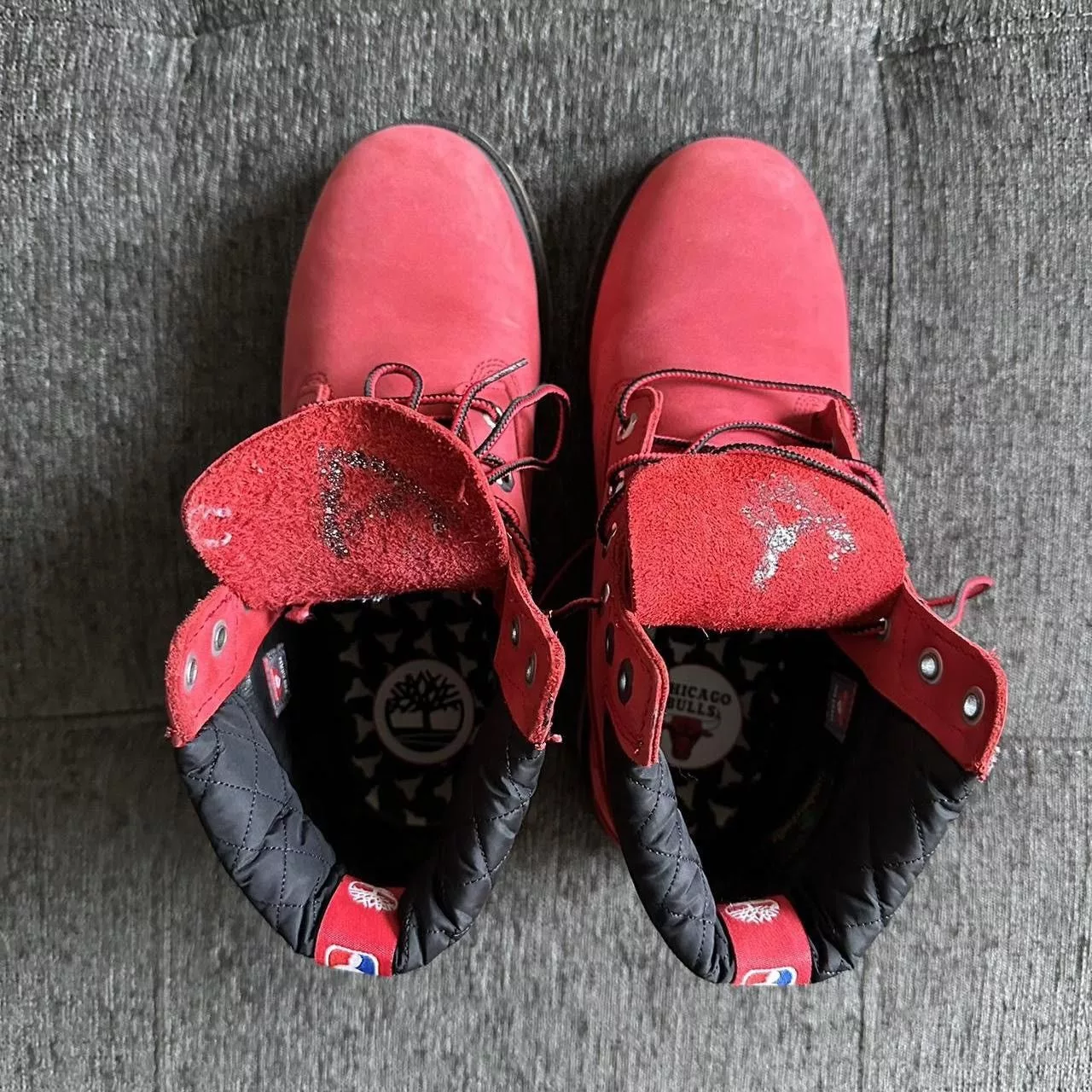 Timberland × Vintage Red TIMBERLAND BOOTS X NBA CHICAGO BULLS Size: 6 boys Streetwear