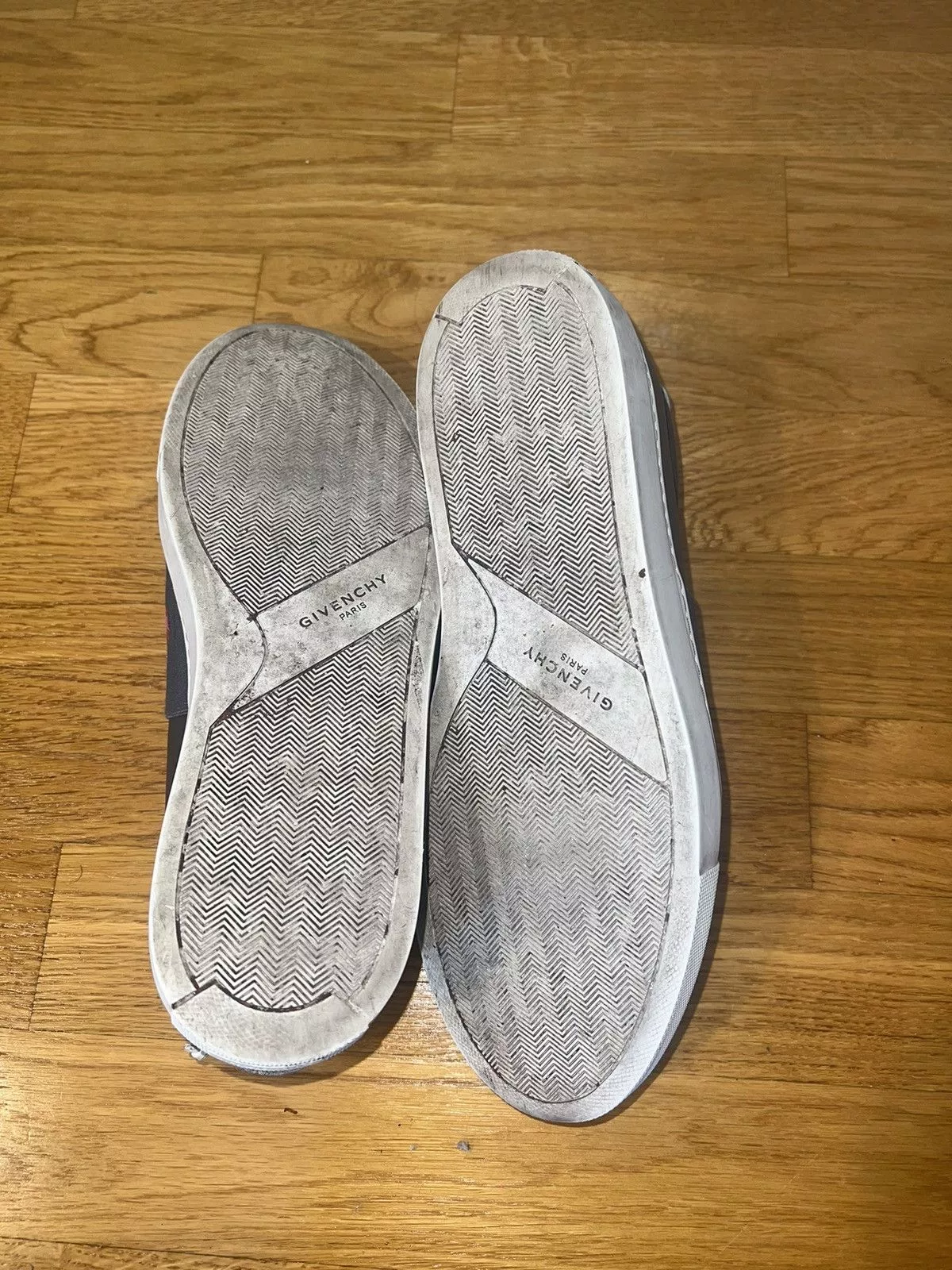 Givenchy Low Top Sneakers Givenchy sneakers Gray