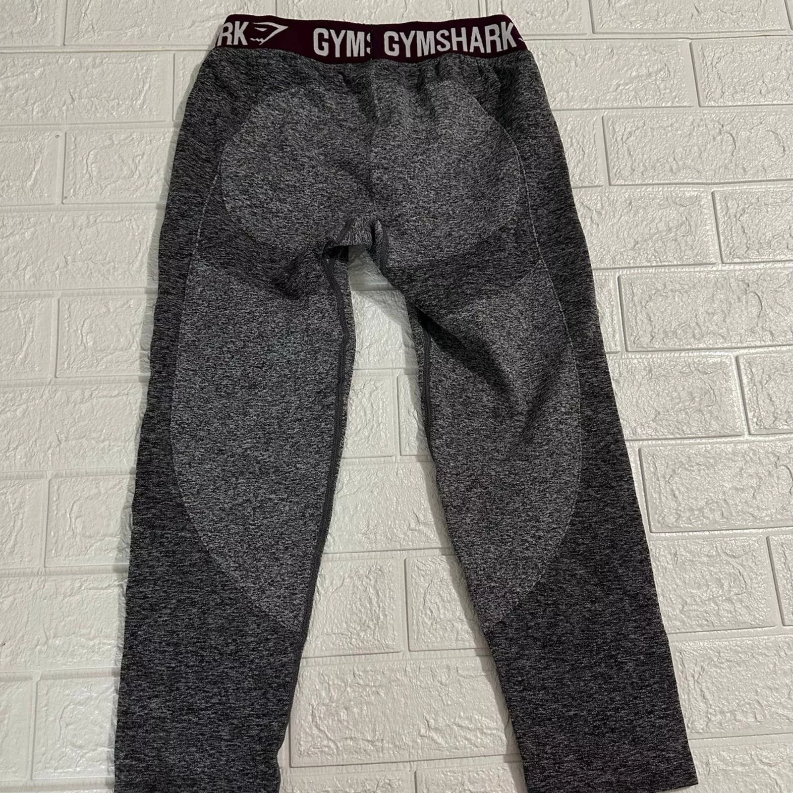 Gymshark leggings size small Gray