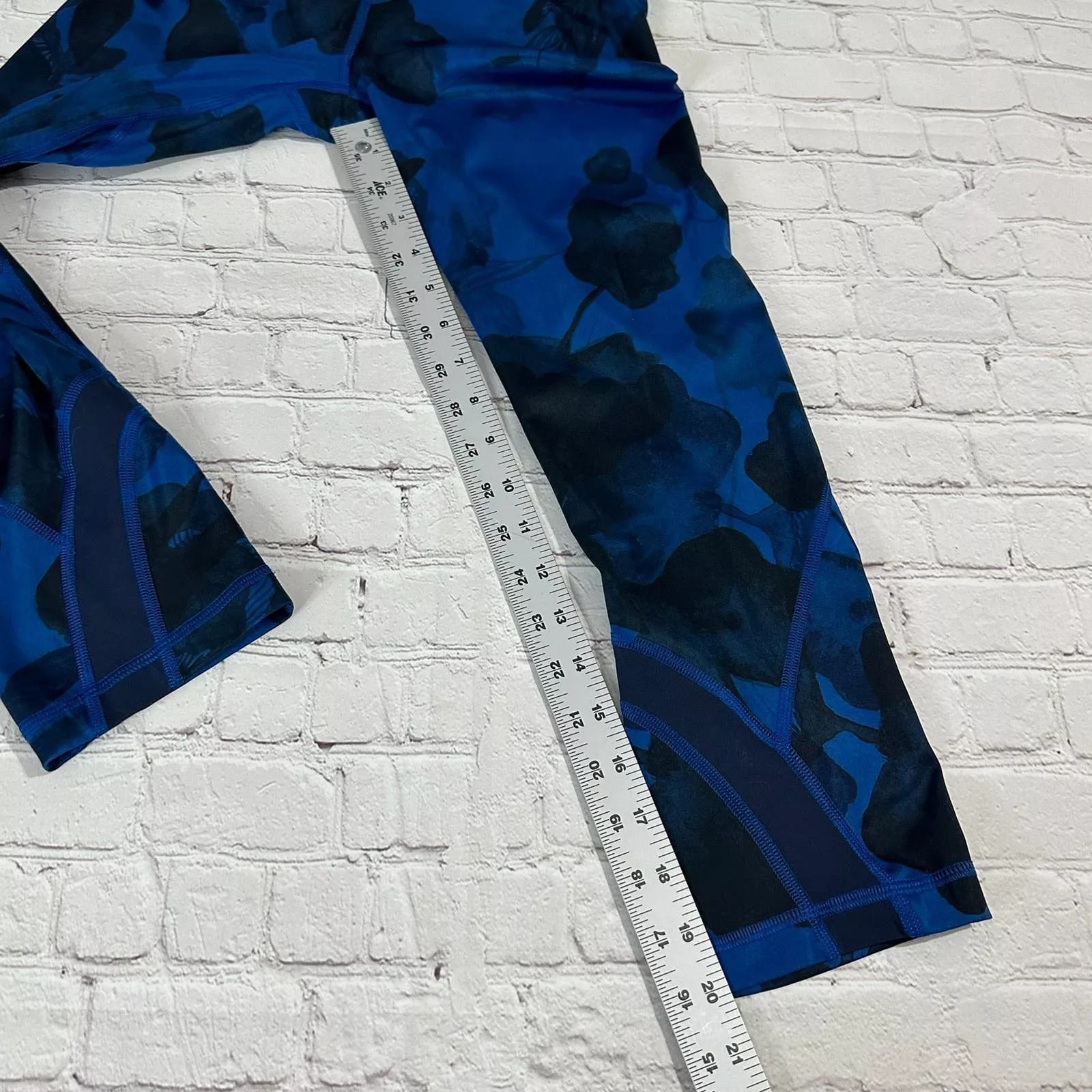 lululemon leggings size 6 Blue