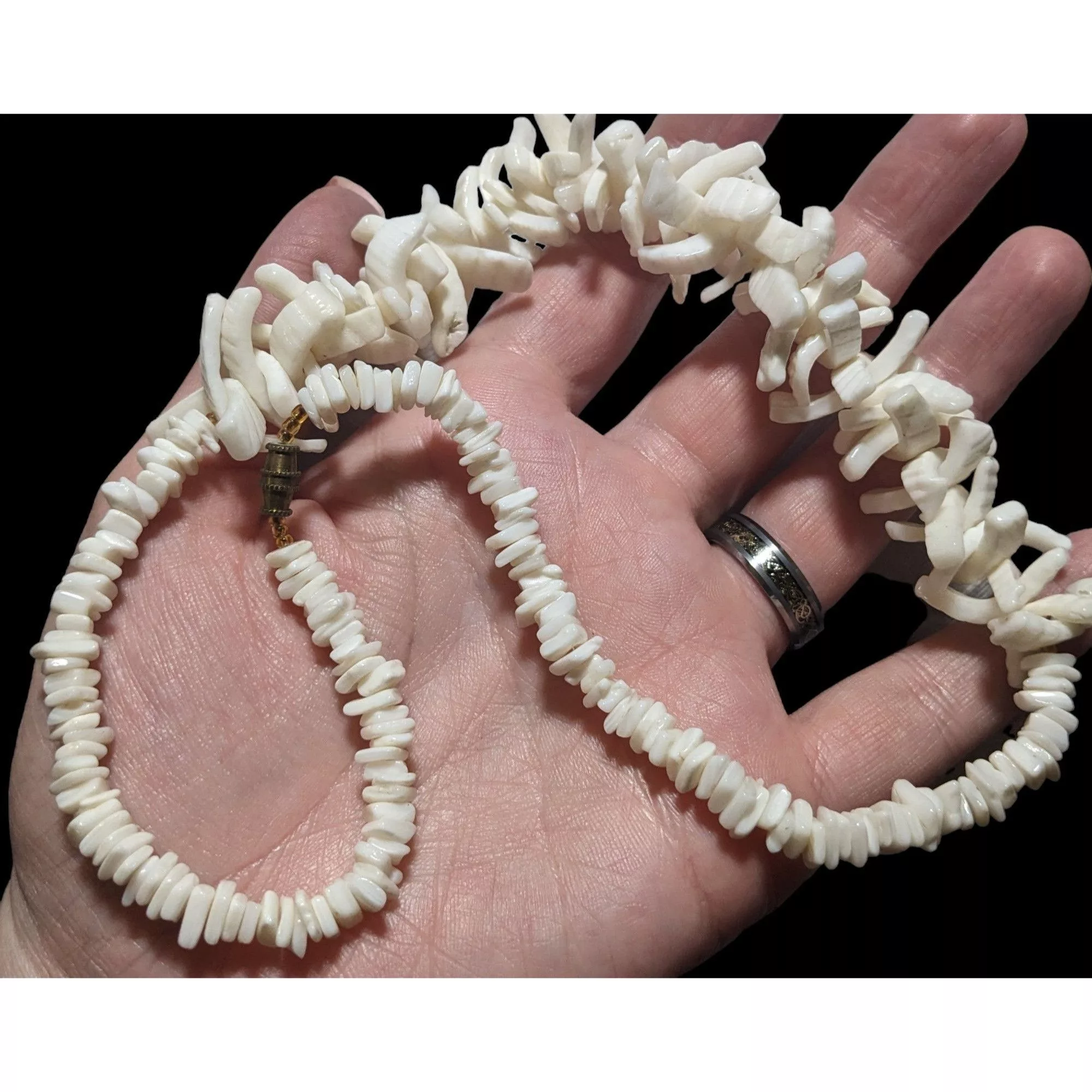 Other Necklaces Other Vintage White Shell Necklace