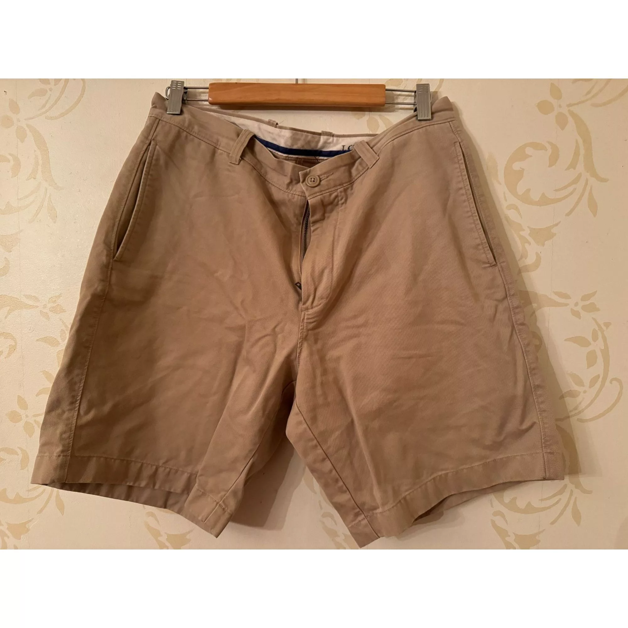J.Crew Shorts Men's Size 34 J.Crew Broken Khaki Beautiful Chino Shorts Brown