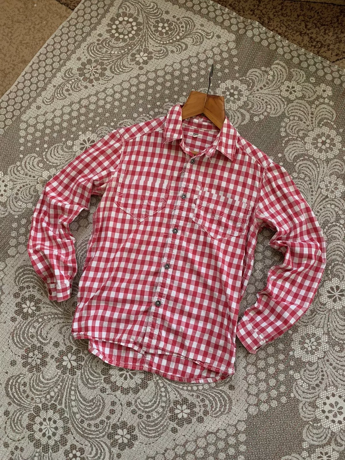 Levi's Shirts Button Ups Levi's Levi’s rare shirt Red