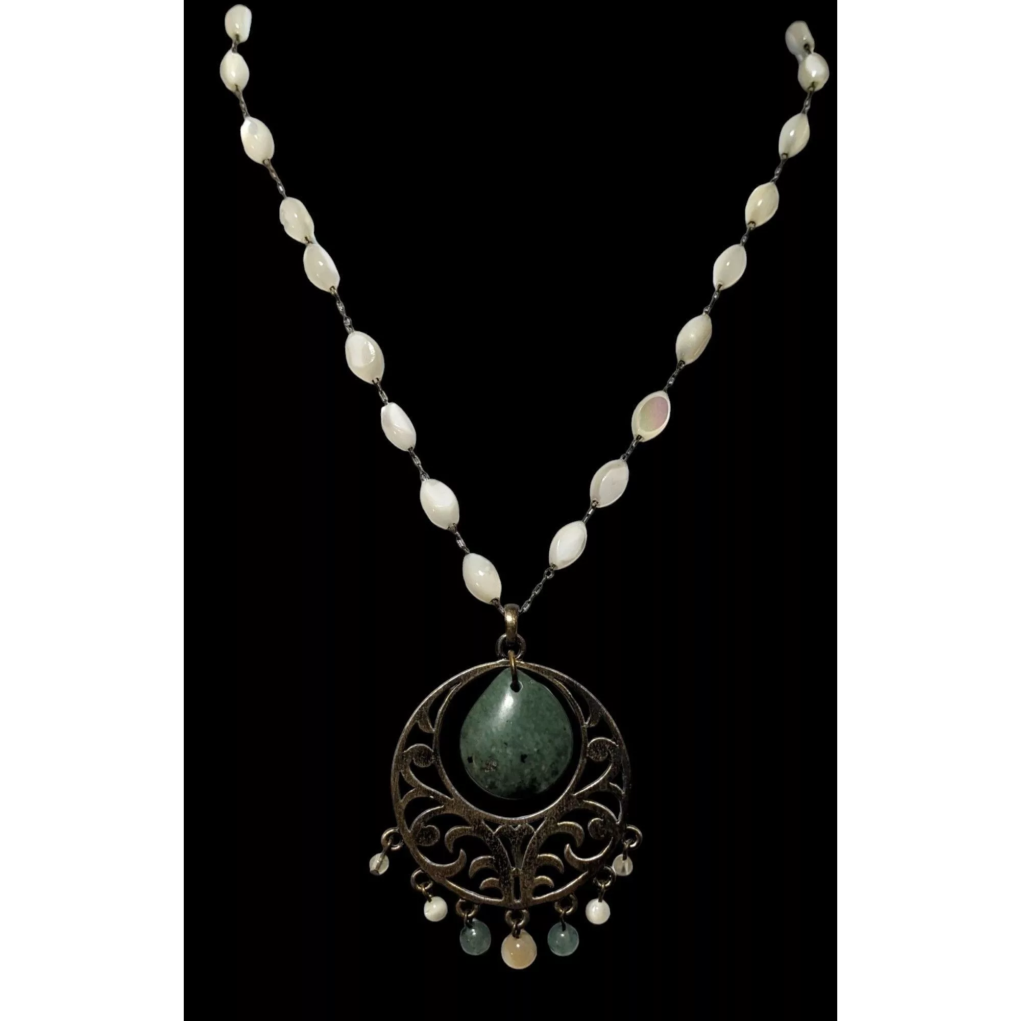 Monet Necklaces Monet Money Bohemian Shell Necklace Gold