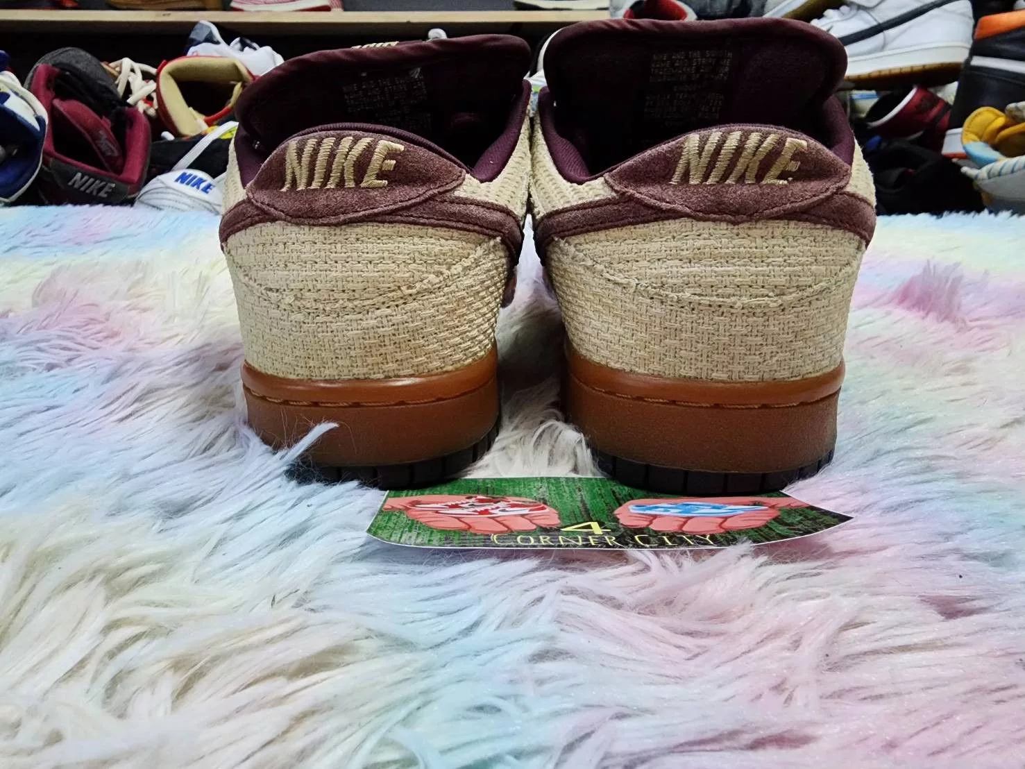 Nike Low Top Sneakers Nike Sb Dunk Low Red Hemp 2004 Beige