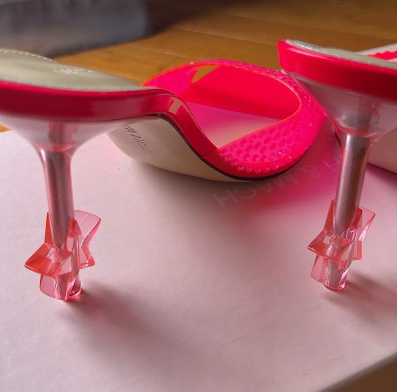 MACH & MACH Sandals MACH & MACH s. 9 Pink