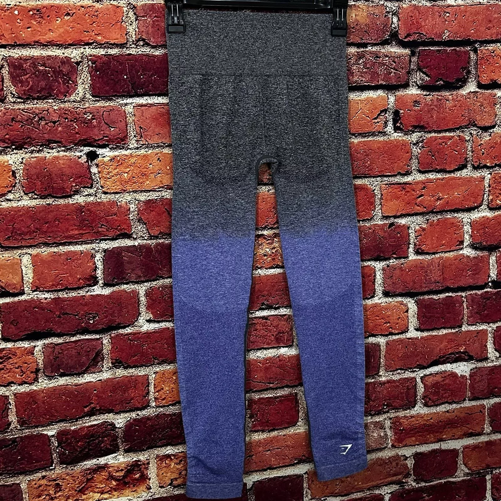 Gymshark Leggings size small Gray