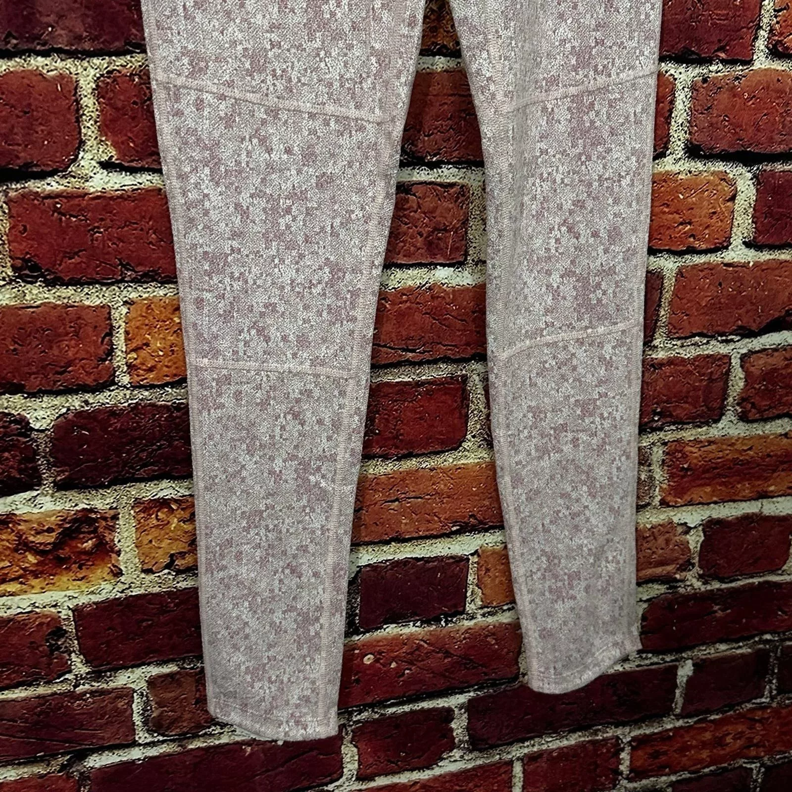 Gymshark Leggings Size Small Pink