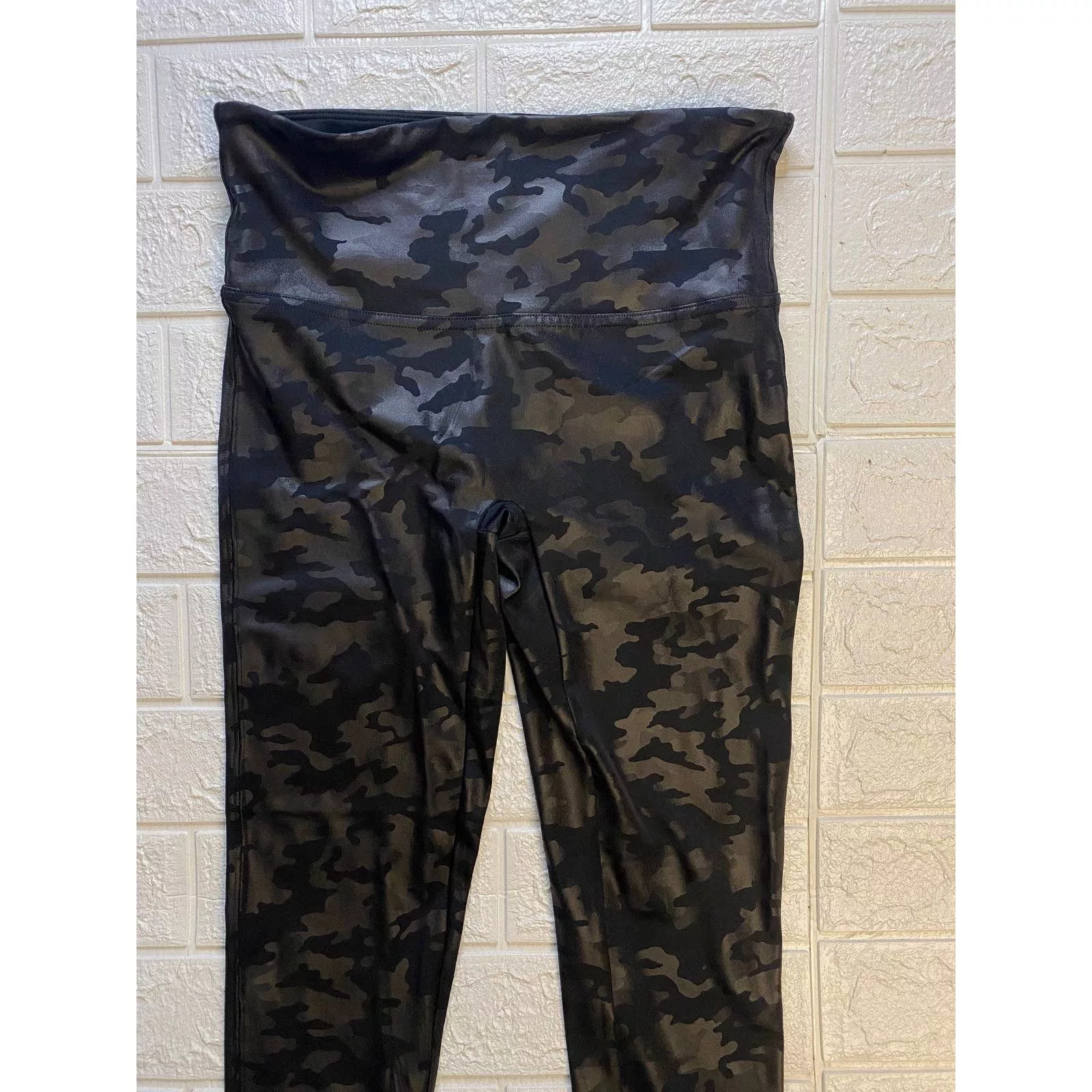Spanx Leggings SPANX camo leggings Black