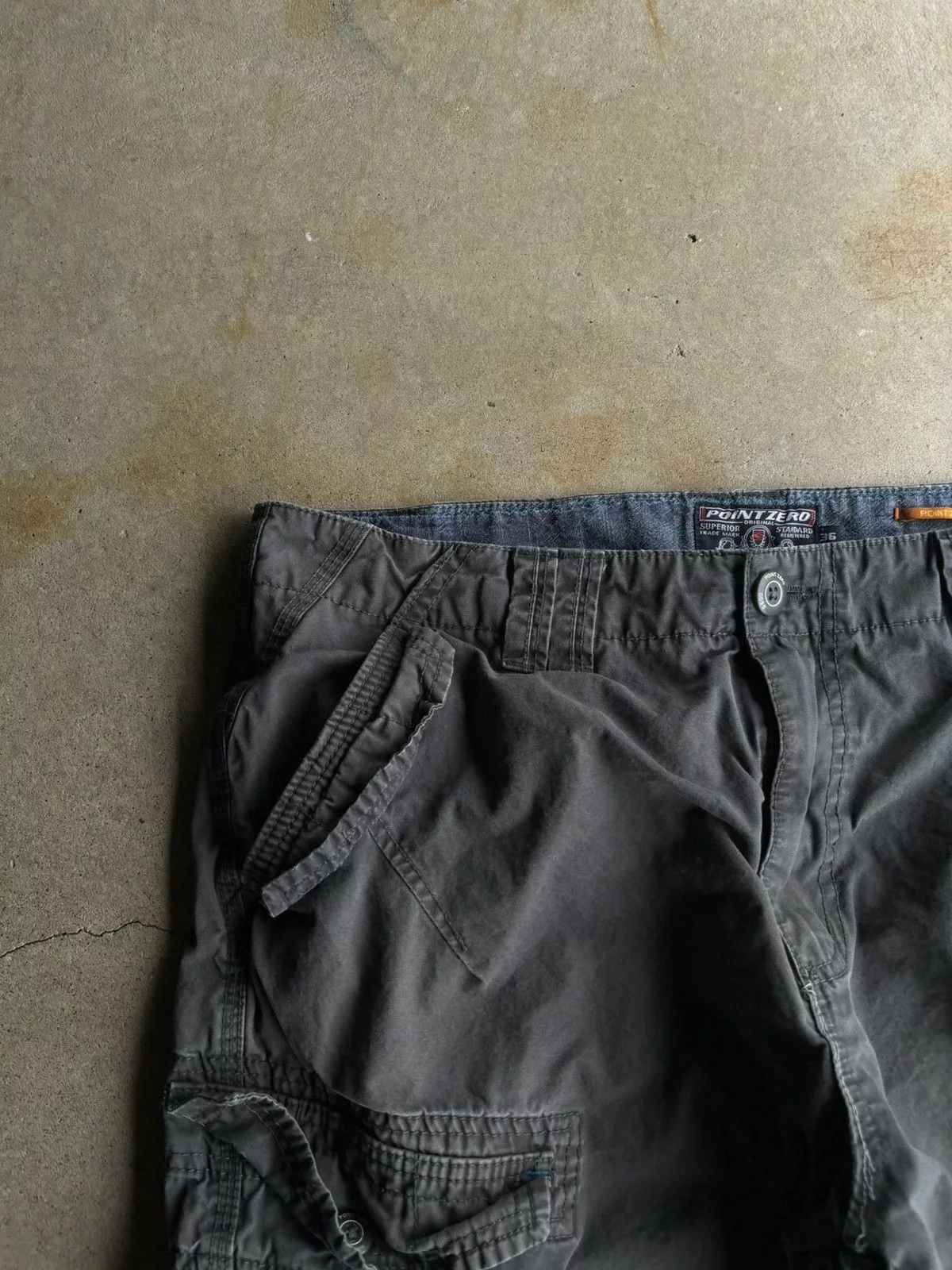 Point Zero Shorts Point Zero × Vintage Crazy Vintage Point Zero Grey Cargo Shorts Cargo Shorts Black Streetwear