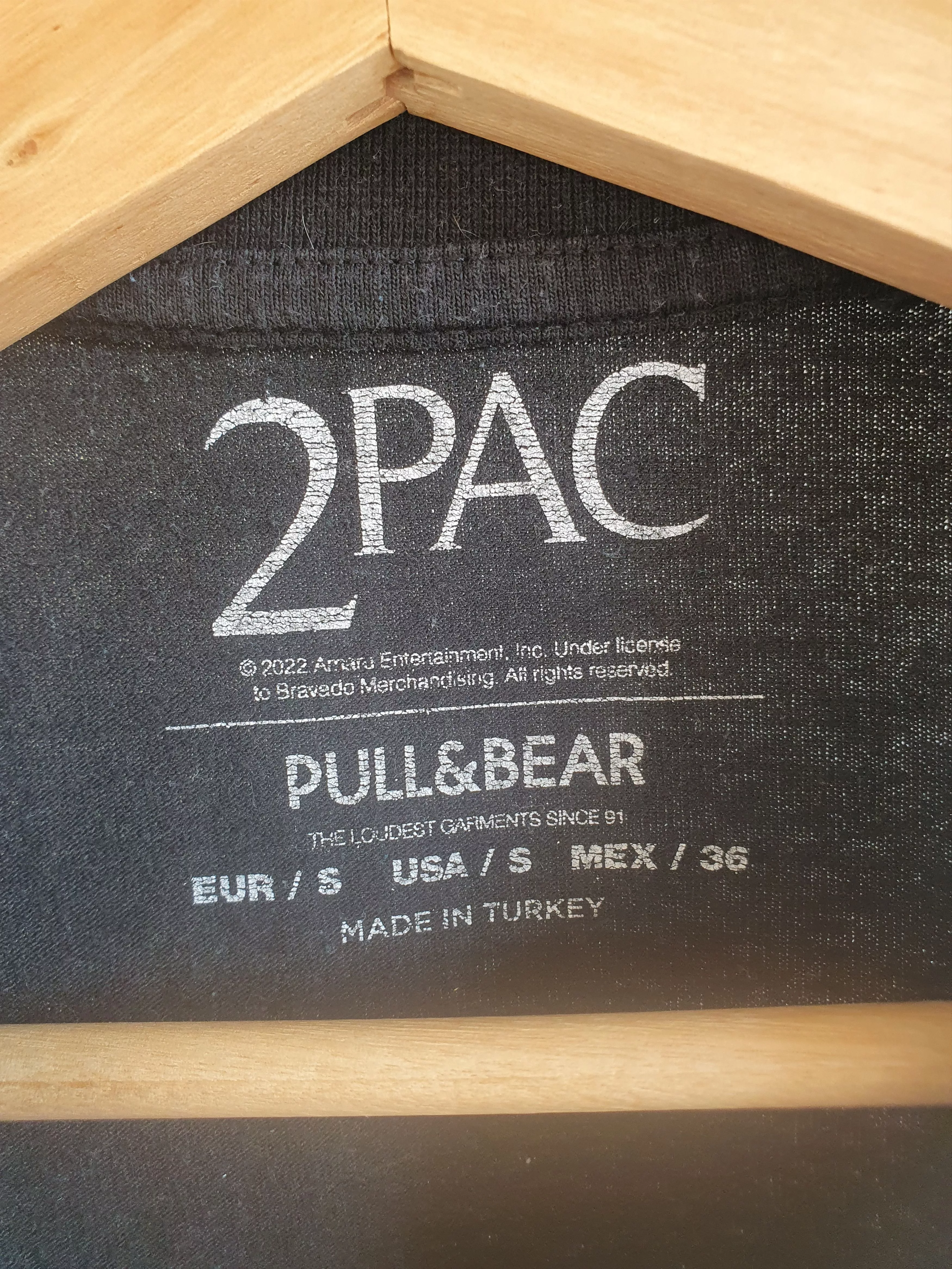 Pull & Bear Short Sleeve T Shirts Pull & Bear × Rap Tees 2 Pac Pull & Bear Until The End Of Time 2020 t-shirt sz L? Black Streetwear