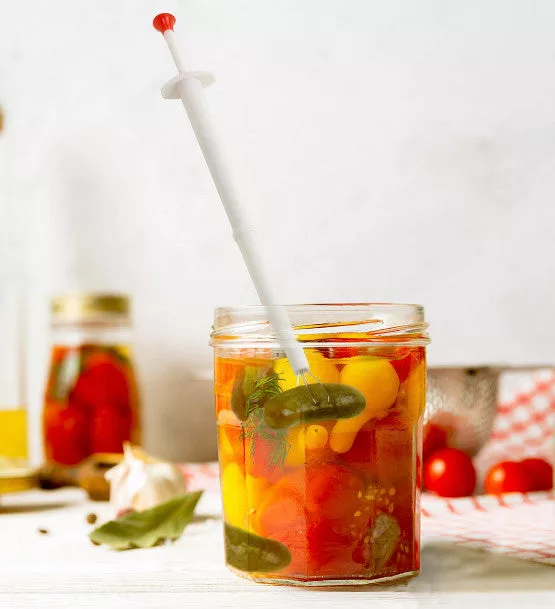 Deluxe Pickle Pincher