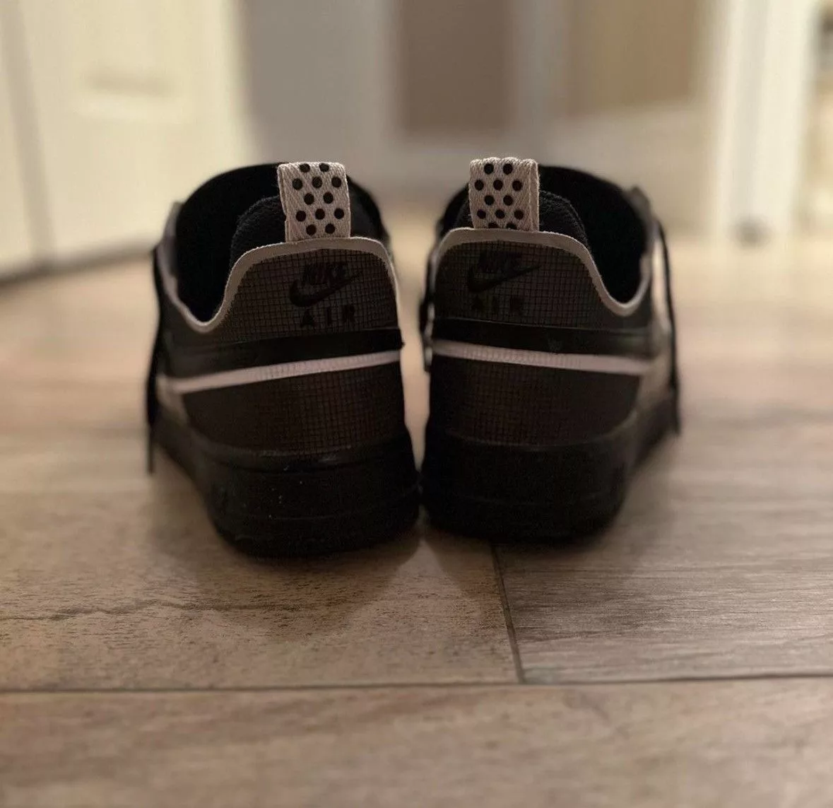 Nike Low Top Sneakers Nike Air Force 1 React Black