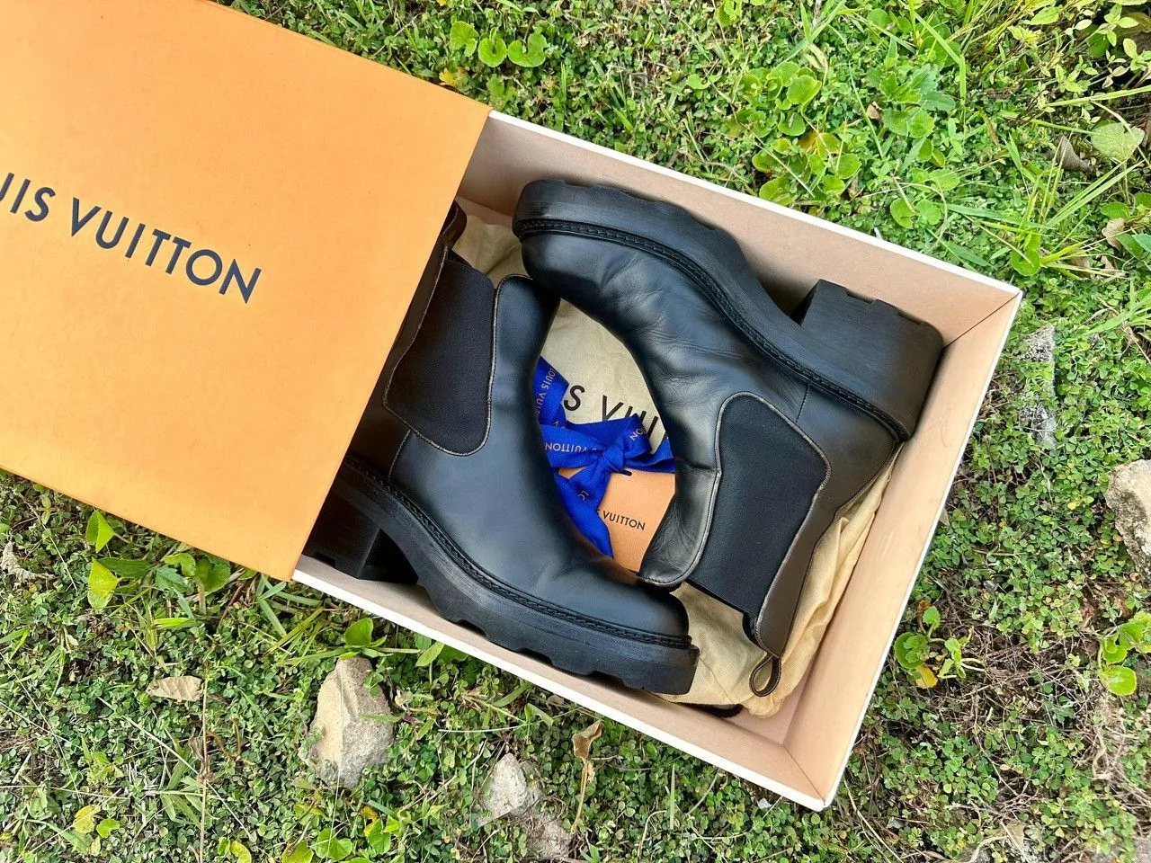 Louis Vuitton Boots Authentic Louis Vuitton Beauborg Ankle Boots Size 39 Black