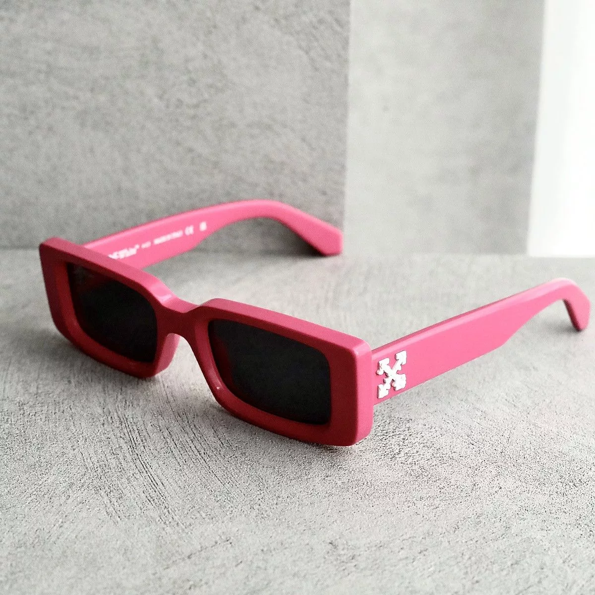 Off-White Sunglasses Off-White OFF WHITE ARTHUR SUNGLASSES Pink