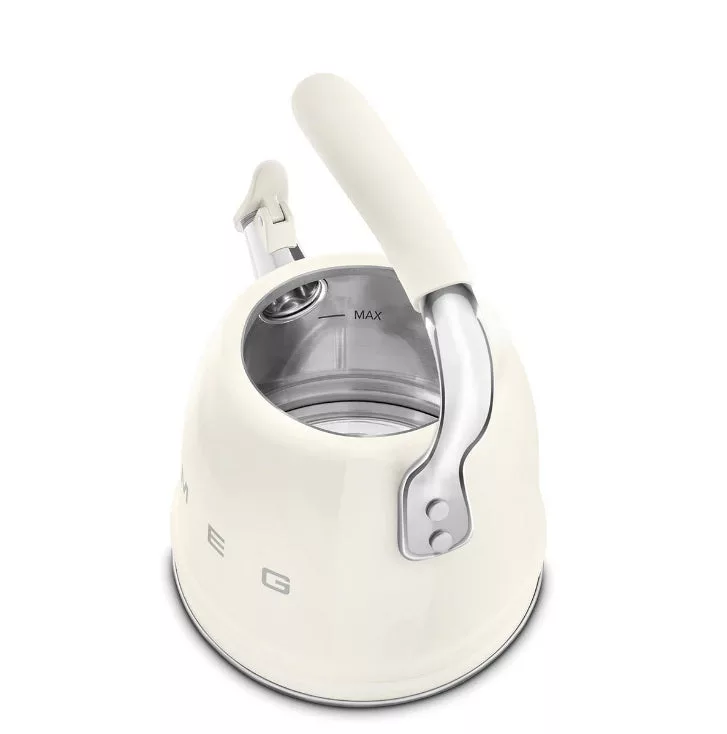 SMEG Whistling Kettle Cream