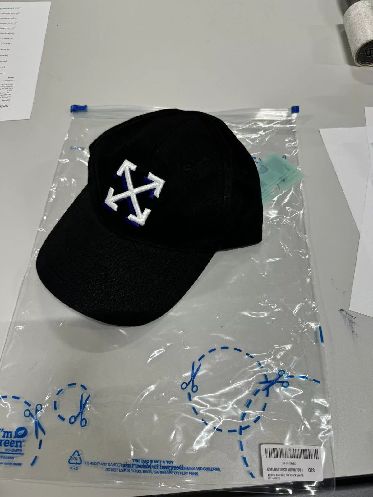 Off-White Hats Off-White Arrow Embroidery Baseball Cap NEW 350$ Black