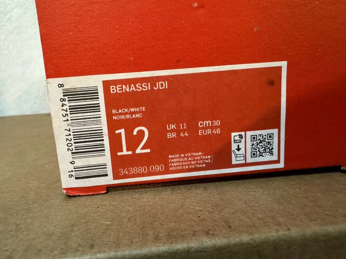 Nike Slip Ons Nike Benassi Slide Black