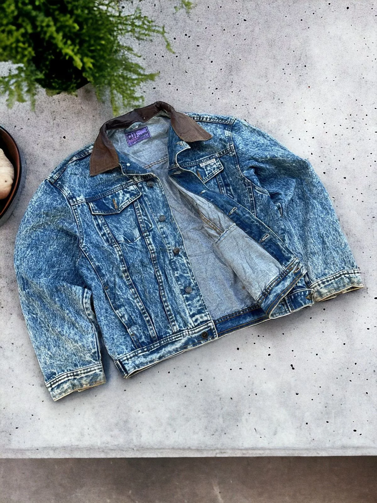 Japanese Brand Denim Jackets Japanese Brand × Vintage 🔥Vintage Glee Man Leather Collared Denim Trucker Jacket Blue