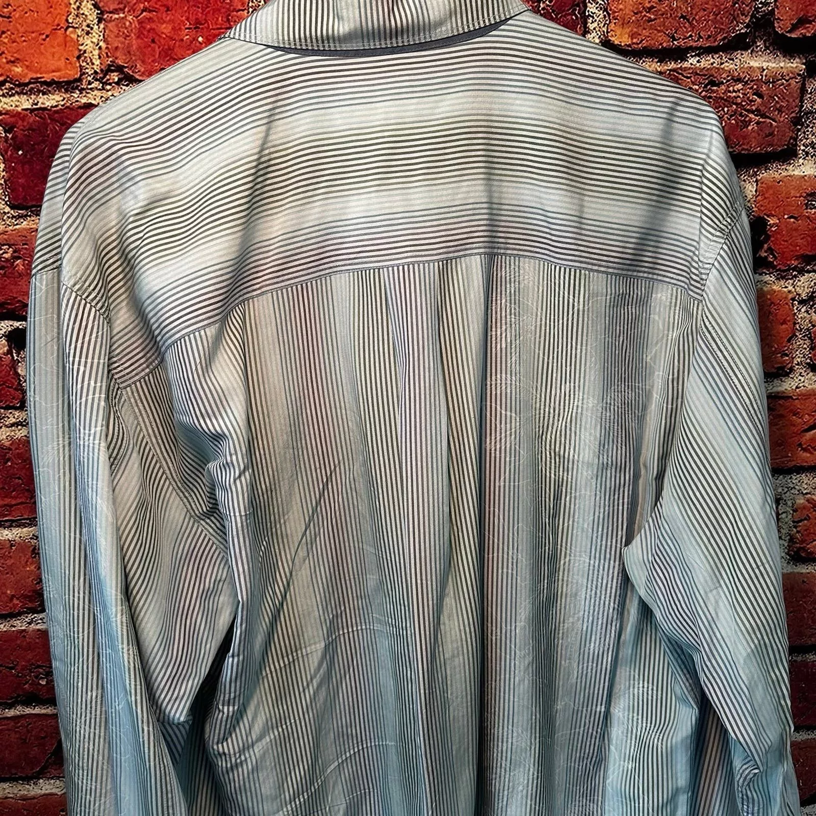 Tommy Bahama Shirts Button Ups Tommy Bahama button down 100% silk Blue