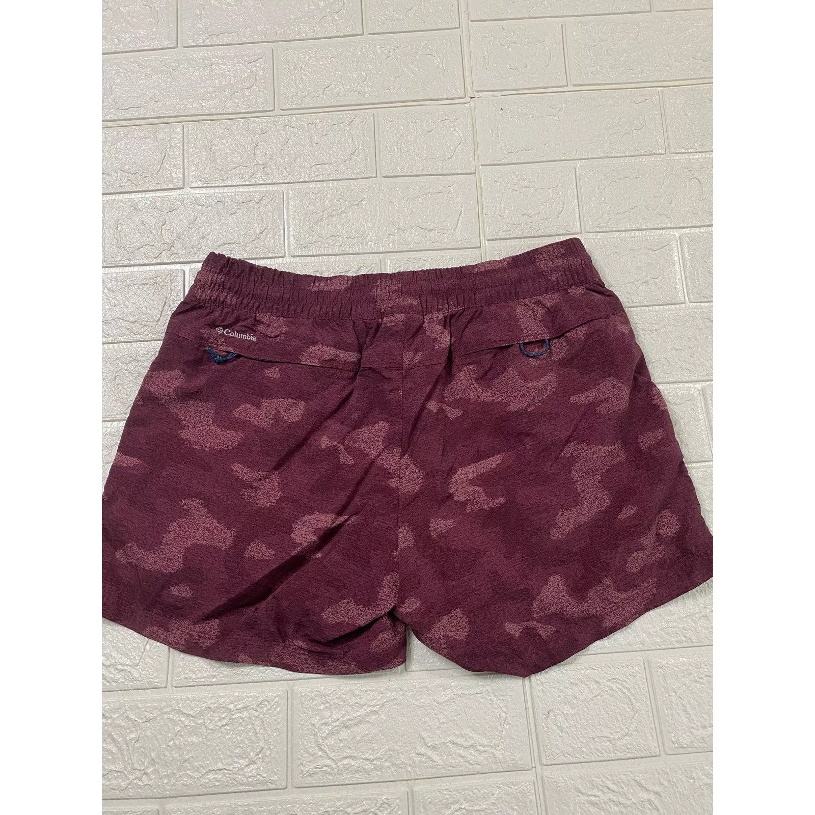 Columbia Shorts Red