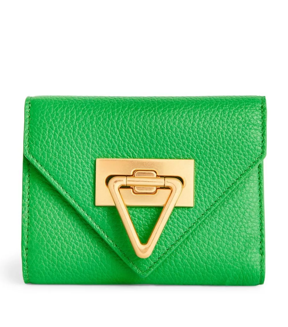 Bottega Veneta Wallets Bottega Veneta o1loc1c0624 Size: OS / 690579 Card Case Coin Purse in Green